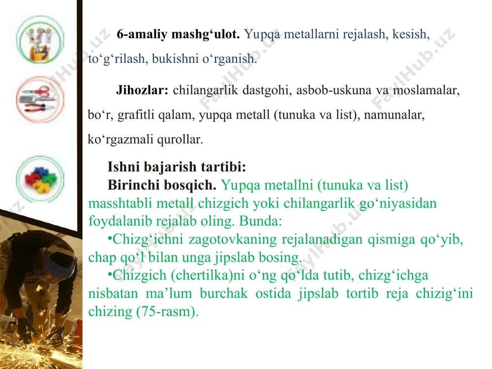 qilib bukiladi (78-rasm, b). 78-rasm. metallarni tiskida bukish. 2. metallarni о‘tkir burchak hosil qilib bukish ishlarini bajarish uchun: – zagotovkaning bukiladigan qismini rejalab oling; – zagotovkani о‘tkir burchakli moslama bilan birgalikda tiskiga qotiring. bunda moslama tiskining qо‘zg‘almas jag‘i tomonga о‘rnatilib, reja chizig‘ini unga qaratib, undan 0,5 mm yuqoriroq kо‘tarib qistiring; – zagotovkani moslamaga bir tekis jips yotguncha bolg‘alang (78-rasm, d). 3. metallarni ikki uchidan tо‘g‘ri burchak hosil qilib bukishda: – zagotovkaning ikkala uchidan bukiladigan qismini rejalab oling; – zagotovkaning birinchi uchini yuqorida kо‘rsatilgan tartibda tо‘g‘ri burchak hosil qilib buking; – zagotovkaning ikkinchi uchini bukishda kvadrat shaklidagi metall moslamadan foydalanib, bukish ishlarini bajaring (78-rasm, e). moslamaning eni bukish natijasida hosil bо‘ladigan novning ichki eniga teng bо‘lib, balandligi va uzunligi nov tomonlari balandligi va uzunligidan ortiqroq bо‘lishi kerak.