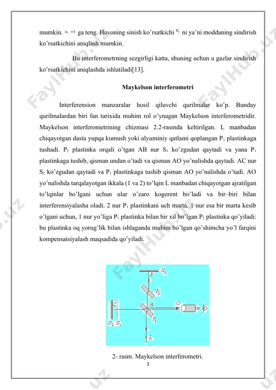 vositasida to’g’rilanadi. ko’pincha ko’zgular shunday o’rnatiladiki, bunda ekvalent havo qatlamining qirrasiga parallel joylashadigan teng qalinlik interferension polosalari ko’rinadi. ko’zgular orasidagi masofalar katta bo’lganda interferensiyalavchi nurlar orasidagi yo’l farqi g’oyat katta (106 dan ortiq) qiymatlarga yetishishi mumkin, ya’ni millioninchi chamasidagi poloslar ko’rinadi. ravshanki, bu holda monoxromatiklik darajasi juda yuqori bo’lgan yorug’lik manbalari kerak. v.p.linnik «mikrointerferometr» yasadi, bu asbob maykelsonning kichik interferometri bo’lib, odatdagi mikroskopga kiygiziladi. bu asbob sirtdagi juda mayda notekisliklarni kuzatish va o’lchashga imkon beradi hamda sirtlar sifatini tekshirishda ishlatilishi mumkin[14]. ammo ikki nurning interferensiyalashishi tufayli vujudga keladigan manzaraning bir kamchiligi mavjud: ekrandagi yoritilganlik maksimumdan minumumga tomon asta-sekin o’zgarib boradi. boshqacha qilib aytganda maksimumlar yoyilganroq bo’lib, umumiy fonda unchalik aniq ajralib turmaydi. interferension manzaraning keskinligini oshirish uchun ikki emas, balki ko’proq kogerent nurlarning interferensiyalashishidan foydalanish lozim. shuning uchun ham hozirgi vaqtda asosan ko’p nurli interferometrlar ishlatiladi. shunday interferometrlardan biri fabri-pero interferometridir. adabiyotlar 1. i.v.savelev. umumiy fizika kursi. 1. r.i.grabovskiy. fizika …