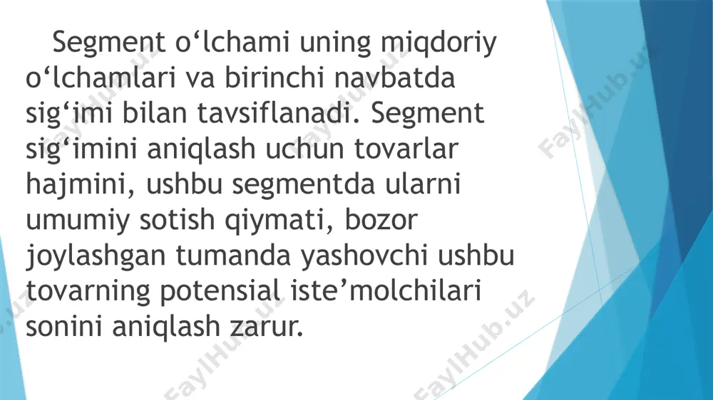 i mumkin. moskvadagi «diasoft» firmasi o‘z faoliyatini tijorat banklari segmentini dasturiy mahsulotlar bilan ta’minlashga yo‘naltirgan. bozomi qamrab olish strategiyalarining uchchalasidan birortasini tanlab olishda aniqlangan va potensial rentabel bo‘lgan segmentlar soni va firmaning resurslariga e’tibor beriladi. agar bu resurslar chekiangan bo‘lsa, fokuslangan marketing strategiyasi amalga oshirish mumkin bo‘lgan yagona strategiya bo‘ladi. gipersegmentlash va kontrsegmentlash. segmentlash siyosatining ikki jihati bo‘lishi mumkin. «gipersegmentlash» strategiyasi tovarlaming shaxsiy buyurtmalar bo‘yicha ishlab chiqilishiga, turli xil variantlaming taklif qilinishiga, asosiy funksiyaga qo‘shimcha ravishda qo‘shimcha narx evaziga har xil ikkinchi darajali funksiyalaming bajarilishiga olib keladi. «kontrsegmentlash» strategiyasi esa, aksincha, tovarlami hech qanday «bezaklarsiz» taklif qilishga qaratilgan bo‘lib, bunda arzon narxlarda sotiladigan qo‘shimcha variantlar soni eng kam bo‘ladi. firmalar gullab-yashnagan paytlarida tobora mayda segmentlarga ajratish strategiyalarini qo‘llar edilar. bu strategiyalar esa markalar sonining ko‘payishiga olib kelar, natijada ishlab chiqarish va savdo xarajatlari hamda sotuv narxlari ortib ketar edi. yuqorida aytib o'tilganidek, iqtisodiyotning va ijtimoiy muhitning turbulentligi tufayli yuz bergan …