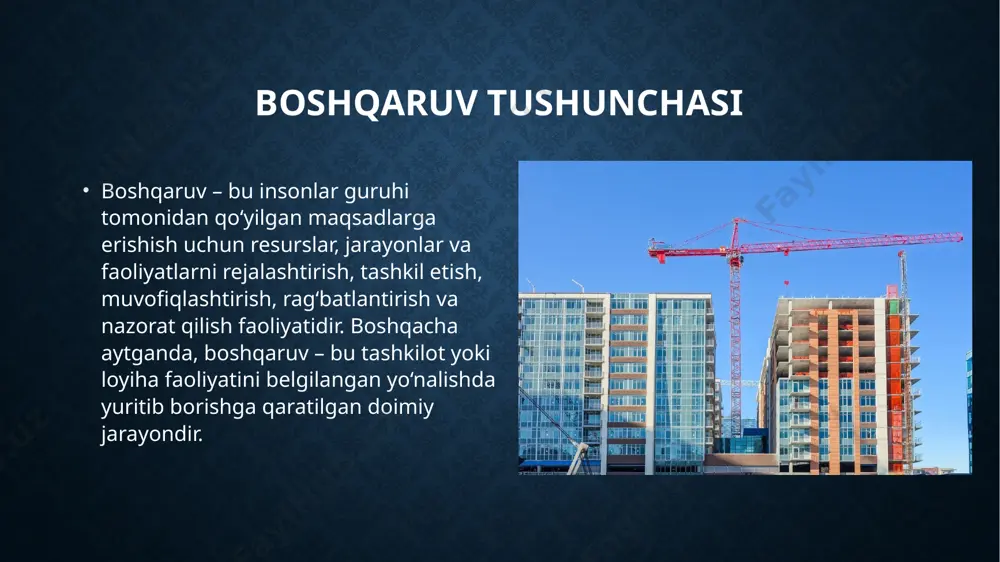 a’minlash kabi masalalar bilan shug‘ullanadi. ular loyiha muvaffaqiyatli bajarilishi uchun barcha tomonlarni yagona boshqaruv ostida birlashtiradi.demak, har bir ishtirokchi o‘z vazifasini aniq bajarishi kerak. chunki birortasi loqaydlik qilsa yoki xatoga yo‘l qo‘ysa, bu butun loyihaga salbiy ta’sir ko‘rsatadi. shu bois, qurilishdagi hamkorlik, aniqlik va boshqaruv madaniyati juda muhim hisoblanadi. qurilish ishlarini boshlashdan oldin, har qanday bino, inshoot yoki obyekt uchun maxsus loyiha tayyorlanishi shart. bu loyiha qog‘ozda tuzilgan bo‘lishi kerak va u qonunchilikda belgilangan me’yor va qoidalar asosida ishlab chiqiladi. ana shunday loyihani tayyorlovchi tashkilot — bu loyihalovchi kompaniya deb ataladi. loyihalovchi kompaniya qurilishi rejalashtirilgan obyektning texnik loyihasini ishlab chiqish bilan shug‘ullanadi. bu degani, ular bino qanday ko‘rinishga ega bo‘lishi, uning konstruksiyasi, qavatlar soni, devor qalinligi, tom konstruktsiyasi, muhandislik tarmoqlari — barchasini batafsil chizmalar ko‘rinishida ishlab chiqadi. bunday chizmalar va hujjatlar asosida pudratchi qurilish ishlariga kirishadi. loyihalovchi kompaniya ishini tayyorlar ekan, u normativ hujjatlarga, davlat qurilish standartlariga, sanitariya va yong‘inga …