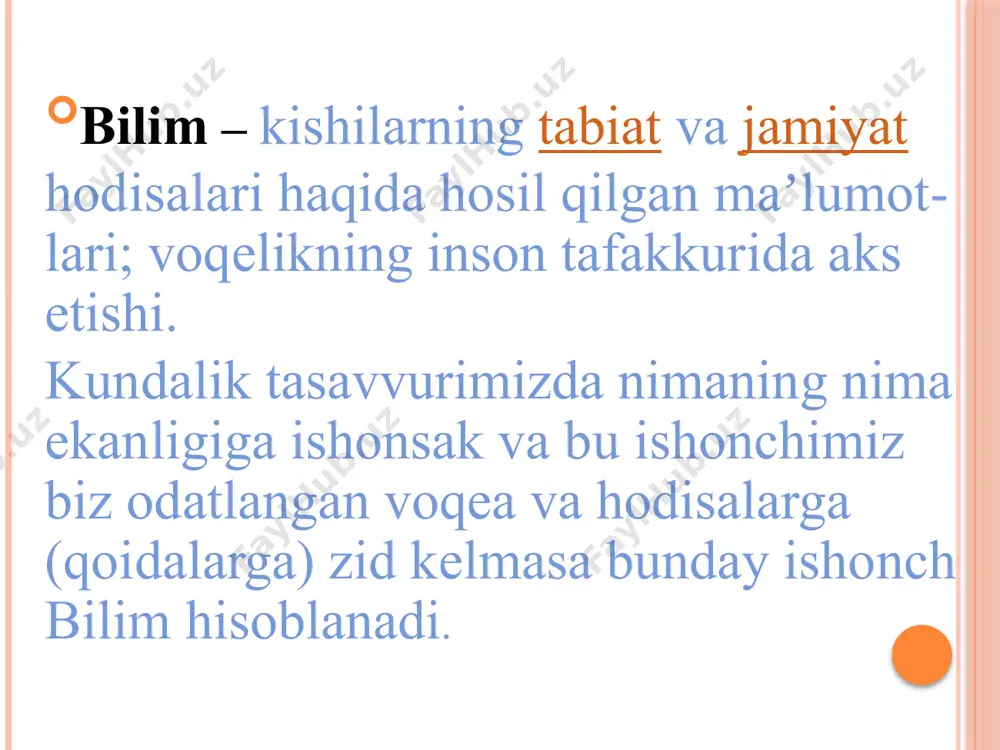 mas balki maslahatchi, do’st sifatida bola tarbiyasiga yordam beruvchi shaxs sifatida boradi. tarbiyachining oilaga borishidan asosiy maqsadi bola tarbiyalanayotgan sharoitni ko’rish va zarur bo’lsa ota-onalarga yordam ko’rsatishdir. tarbiyachi har bir oilaga har gal borishdan avval o’z oldiga aniq maqsad qo’yish, qaysi mavzuda suxbatlashishni oldindan belgilab olishi lozim. demak ota-onalarga beriladigan savol oldindan puxta o’ylangan bo’lishi kerak. suhbat shunday tuzilishi kerakki, tarbiyachi bilan ota-ona bir birlarini yaxshi tushunishlari va ular o’rtasida ishonchli aloqa o’natilishi kerak. 2. ota-onalar bilan shahsiy suhbatlar. oila bilan shaxsan ishlashning keng tarqalgan usullaridan biri suhbat bo’lib, bu bolalarni ertalab qabul qilish va kechqurun jo’natish paytida o’tkazish mumkin. bu suxbat tarbiyachi bilan ota-onalarning bir-birlari bilan yaqinroq tanishlariga bir-birlariga bolaning xayoti haqidagi ma’lumotlar bilan habardor qilishlariga, uning muvaffaqiyati va kamchiliklari, hulqi, sog’ligidagi o’zgarishlarni kuzatishga yordam beradi. 3. guruhiy maslahatlar va majlislar. guruhiy maslahatlar mavjud ma’lumotlardan ularni xabardor qilish emas balki oilaviy tarbiya tajriba almashinuvini nazarda tutadi. ota-onalar bilan muloqot …