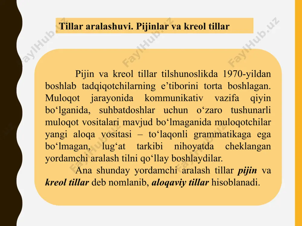a u jargonga qayd qilingan ma’noda mos kelib, unga “erta” yoki “beqaror” pijin ham deyiladi. boshqa holatlarda har qanday yordamchi tilga pijin deyiladi. har xillikdan qochish maqsadida, aloqaviy til rivojlanishining birinchi bosqichini prepijin deyish maqsadga muvofiqdir. odatda, aloqaviy til o‘zining dastlabki shakllanish jarayonida oddiy muloqotning sodda vazifalarini bajaradi. keyinchalik bu til ko‘rinishi barqarorlashib pijinga aylanadi. “pijin” terminining etimologiyasi to‘liq aniqlanmagan. biroq uni xitoycha bei chin “pul to‘lamoq”, inglizcha “bussiness” (pay money) so'zidan kelib chiqqan deb qaraladi. ushbu termin dastlab 1807-yilda inglizcha-xitoycha pijinga nisbatan qo‘llanilgan. monogenezis nazariyasiga asoslangan ayrim kreolistlar (taylor 1960, thompson 1961, whinnom 1965)ning fikricha, nozirgi kreol va pijinlarning kelib chiqishi xvi1-xix asrlarda savdo-sotiq uchun qo‘llanilgan lingva-franka (“franklar tili”)ga, ya’ni yevropaliklar tiliga borib taqaladi. 1970-yillardan e’tiboran poligenezis nazariyasi tarafdorlari kreol tiilarni pijin tillar (bir qancha tushunarsiz umumiy tillar o'rtasidagi o‘zaro aloqa natijasida yuzaga kelgan)dan kelib chiqqan, degan fikrni ilgari surishgan. aloqaviy tilning vujudga kelishi aloqaviy til maxsus yaratilmaydi, u …