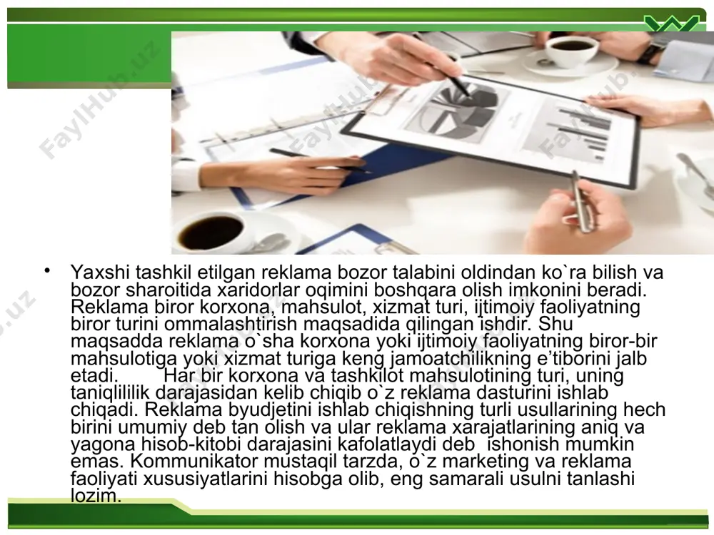 adga yo’naltirilganligi shuni bildiradiki, uning boshlang’ich nuqtasi reklama qilinayotgan tovarlar va bozor konyunkturasi, obyekti esa – iste’molchi hisoblanadi. homiysi, kommunikatsiya tashabbuschisining turiga ko’ra reklamani tasniflash. bunday reklamaning quyidagi turlarini ajratib ko’rsatishadi: ishlab chiqaruvchi nomidan, sotish vositachilari nomidan, xususiy shaxslar nomidan, hukumat va boshqa jamoat institutlari nomidan. ishlab chiqaruvchilar va sotish vositachilari nomidan reklama odatda muvoziy ravishda (parallel) amalga oshiriladi va aksariyat hollarda tijorat xususiyatiga ega bo’ladi (ya’ni reklama beruvchilarning marketing maqsadlariga erishishga xizmat qiladi). ijtimoiy reklama notijorat xususiyatga ega bo’lib, ijtimoiy ahamiyatga ega prinsiplarning qaror topishi va jamiyat hayotidagi ma’lum maqsadlarga (tabiatni asrash, kambag’allikka qarshi kurash, iste’molchilarning huquqlarini himoya qilish, hayvonlarni muhofaza qilish va h.k.) erishishga xizmat qiladi. bevosita jamoatchilik tashkilotlarining reklamasini shu turga kiritish mumkin. masalan, qizil xoch, «grinpis» tashkilotlarining reklamasi yoki notijorat sport tashkilotlarining murojaatlari kabilar shular jumlasidandir. siyosiy reklama ma’lum siyosiy g’oyalar, partiyalar, arboblar va shu kabilarni targ’ib qilish vositasi sifatida qo’llaniladi. oxir-oqibatda u siyosiy hokimiyat uchun …