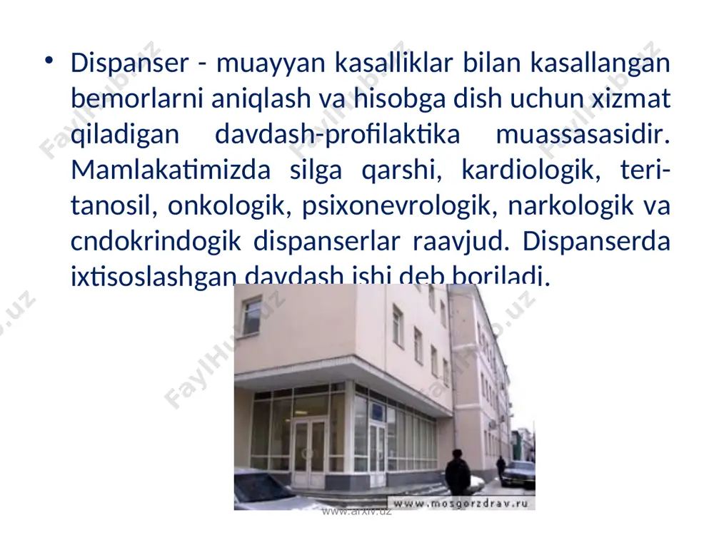 oldi olinadi, bemorlarning mehnat va turmush sharoitlarini sog‘lomlashtiruvchi tadbirlar amalga oshiriladi. www.arxiv.uz www.arxiv.uz dispanser bemorlarga ixtisoslashtirilgan yordam (poliklinika va statsionarda) ko`rsatib qolmay, ularga sanatoriylarga, sog`lomlash- tirish markazlariga borish uchun yoilanma beradi va bu bilan cheklanib qolmay mahalliy kengashlar, kasaba uyushmalari, tashkilot ma’muriyati orqali bemorning turmush va mehnat sharoitini yaxshilashga (yengilroq ishga o'tkazish, parhez taomlari berish, moddiy yordam ko‘rsatish) harakat qiladi. www.arxiv.uz www.arxiv.uz alkogolizm - ishlab chiqarishga, odamlar salomatligiga, oila- ga katla zarar keltiradigan kasallikdir. bu kasallikka qarshi kurash naiaqat sogiiqni saqlash xodimlarining, balki kcng jamoatchilik- ning ham ishidir. alkogolizmda tibbiy yordam ko‘rsatishni maxsus narkologik dispanscrlar amalga oshiradi. u ycrda kasallik aniqlanib, bcmor statsionarga yotqiziladi. spirtli ichimliklar ichish tufayli pay- do boiadigan kasalliklarda (shikastlanishlar, alkogol psixozi, surun- kali alkogolizm) mchnatga qobiliyatsizlik varaqasi bcrilinaydi, uning oiniga maiumotnoma beriladi. www.arxiv.uz www.arxiv.uz tanosil kasalliklari bilan og‘rigan bemorlar soni keyingi vaqtda ko'paymoqda. kasallikni aniqlash, muayyan aholi uchun har tomonlama tibbiy tekshiruvdan o‘tkazish, kasallik o‘chog‘idagi ish- …