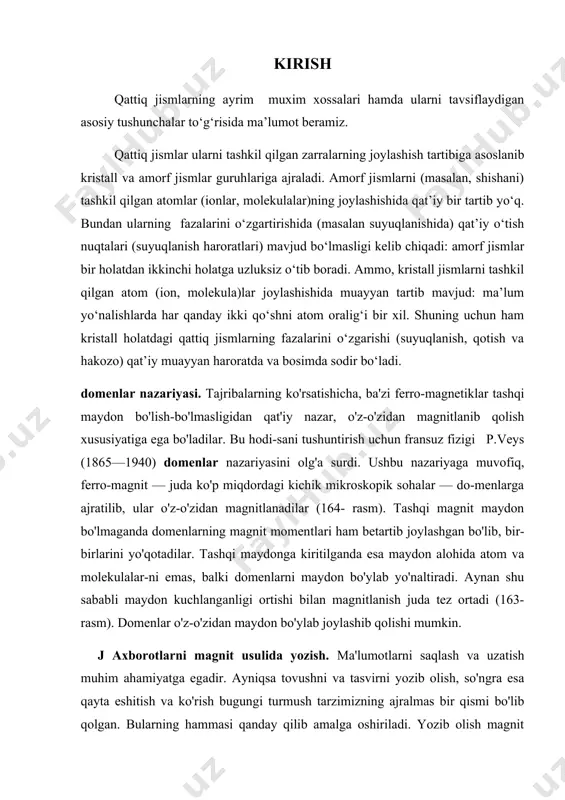 usulida yozish. ma'lumotlarni saqlash va uzatish muhim ahamiyatga egadir. ayniqsa tovushni va tasvirni yozib olish, so'ngra esa qayta eshitish va ko'rish bugungi turmush tarzimizning ajralmas bir qismi bo'lib qolgan. bularning hammasi qanday qilib amalga oshiriladi. yozib olish magnit lentalari yoki disklaridagi magnit tayoqchalarining tashqi maydon ta'sirida ma'lum tartibda joylashib qolishiga asoslangan. eshitish, ko'rish yoki o'qish uchun esa ular yana qaytadan maxsus vositaga ta'sir ko'rsatadi va o'sha magnit tayoqchalarining joylashuviga xos bo'lgan signallar qayta tiklanadi. bu jarayonni yaxshiroq tasawur qilish maqsadida magnitofonning ish prinsipi bilan tanishaylik(167-rasm).tovush to'lqinlari mikrofonda elektr tebranishlariga aylantiriladi va kerakli darajagacha kuchaytirilib yozish kallagi (yok) deyiluvchi elektromagnitga uzatiladi. elektromagnitdan (yok dan) o'tgan tok uning atrofida tovush to'lqinlariga xos bo'lgan magnit maydonini hosil qiladi. bu magnit maydoni esa yok yonidan o'tayotgan magnit lentasidagi magnit tayoqchalarini ma'lum yo'nalishda joylashtirib qo'yadi. bu jarayon 168-rasmda ko'rsatilgan. magnitofon dvigateli yordamida harakatlanayotgan magnit lentasi elektromagnit yonidan o'tmoqda. tovushni qayta eshittirishda teskari jarayon yuz beradi: …