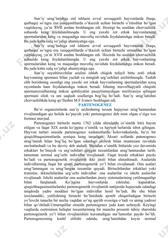 ing xromatini yumshaydi va u guj holatdan strukturasi aniq ifodalangan tipik yadroga aylanadi. erkaklik va urqochilik yadrolarining qo’shilib ketishi natijasida maydalanuvchi yadrosi hosil bo’ladi, bu mitotik bo’lina boshlaydi. urug’lanishdan keyin yo’lovchi tanachalar ajralib chiqadigan bo’lsa, erkaklik yadrosi urg’ochilik yadrosiga qarab faqat yetilishning bo’linishi tugagandan so’ng siljib boradi.otalanish vaqtida tuxumning fizik va fiziologik hossalari o’zgaradi, uning o’tkazuvchanligi ortadi: unda aminokislotalar almashinuvi keskin o’zgaradi: sitoplazma fermentlarining aktivligi oshadi. bu o’zgarishlarning hammasi, urug’lanishi jinsiy hujayrada anchagina past darajada bo’lgan moddalar almashinuvining keskin ko’tarilishiga olib kelishini ko’rsatdi. otalanishdan so’ng nafas olish keskin ko’tariladi, degan ilgari mavjud bo’lgan tasavvurlar uncha to’g’ri bo’lib chiqmadi: urug’lanish nafas olishga bir xilda ta’sir ko’rsatmaydi: u bir xil tuxumlarda (assidiya) nafas olishning kuchayishini, boshqalarida aksincha, keltirib chiqaradi. baqani urug’lanmagan va urug’langan tuxumlarining kislorod talab qilishida muhim fakrlar bo’lishi umuman aniqlanmagan. bu masalani bir qator dengiz umurtqasiz hayvonlarida tekshirish, urug’lanishning nafas olishga har xil ta’sir qilishiga urug’lanmagan tuxumlarning nafas olishidagi katta …