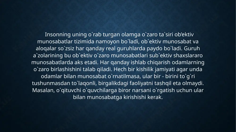 iyatlarining shakllanishi bilish pedagog uchun g`oyat muhimdir. bu to`laqonli pedagogik muloqotni yoki muomalani yo`lga qo`yishini ta`minlaydi. pedagogik muloqot-pedagog va o`quvchilarning o`zaro ta`sir etish usullari yig`indisidir. muloqotning mazmuni - axborot almashish, o`qituvchi tomonidan turli kommunikativ vositalar yordamida o`quvchilar bilan o`zaro tushunish va o`zaro munosabatlarni tashqil etishdir. pedagoglarning tarbiyaviy va didaktik vazifalarni o`qituvchi hamda o`quvchilar jamoasi o`rtasida munosabatlarni ta`minlamay turib amalga oshirib bo`lmaydi. hamkorlikdagi faoliyatda zaruriyat tufayli inson boshqa kishilar bilan birlashishi, ular bilan munosabatga kirishishi, aloqa o`rnatishi, o`zaro tushunishga erishishi va kerakli axborotni olishi, shunga mos javobni berishi kerak. bunda muloqot faoliyatning bir tomoni, uning axborot aspekti-kommunikatsiya sifatida namoyon bo`ladi. biroq predmet yasash bilan birga inson o`zi yasagan predmetda o`zini “translyatsiya” qiladi, ya`ni o`zini boshqalarda davom ettiradi. hosil qilingan predmet (ko`rilgan bino, yozilgan qatorlar, o`tkazilgan daraxt) bir tomonidan faoliyat predmeti, ikkinchi tomondan inson o`zini ko`rsatadigan vositadir. chunki bu boshqa kishilar uchun hosil qilingan. shunday qilib, faoliyat muloqotning bir qismi, uning tomoni; …