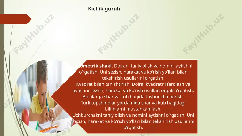 damida turli shakllarni yasash. bolalarga doirani, kvadratni 4 ga bo‘lishni o‘rgatish. aniq material asosida butun qismdan katta, qism esa butundan kichkina ekanligini belgilash. bolalarni 2 ta, 4 ta uchburchaklardan bitta ko‘pburchaklar tuzishga, kichik to‘rtburchakdan bitta katta to‘rtburchak tuzishga o‘rgatish. beshburchak va oltiburchak bilan tanishtirish. yetishmagan shakl, jismni (shar, kub, silindr) topishga doir mantiqiy masalalarni yechishni o‘rgatish. geometrik shakllar ko‘rinishini o‘zgartirishga o‘rgatish: kichik uchburchaklardan to‘rtburchak shaklini yasash va boshqalar. tayoqchalardan hosil bo‘lgan geometrik shakllardan bir necha ayoqchani olish usuli bilan ko‘rinishini o‘zgartirish. maxsus shakllar to‘plamidan foydalanib, namunadagi narsalarni hosil qilish. kichik guruhda bolalarni geometrik shakllar bilan tanishtirish uch yoshli kichkintoylar dumaloq buyumlarni va burchaklari bor buyumlarni farq qilishga, ya’ni buyumlarning shakllarini elementar tahlil qilishga o‘rgatiladi. qarash uchun geometrik shaklga ega bo‘lgan, detallari yo‘q oddiy shakldagi buyumlar tanlanadp. buning uchun dastlab, har xil rangdagi, ammo bir xil shakldagi, bir xil buyumlardan, masalan: uchburchak, kvad-drat, to‘g‘ri to‘rtburchak shaklidagi bayroqchalardan foydalanish maqsadga muvofiq, bu …