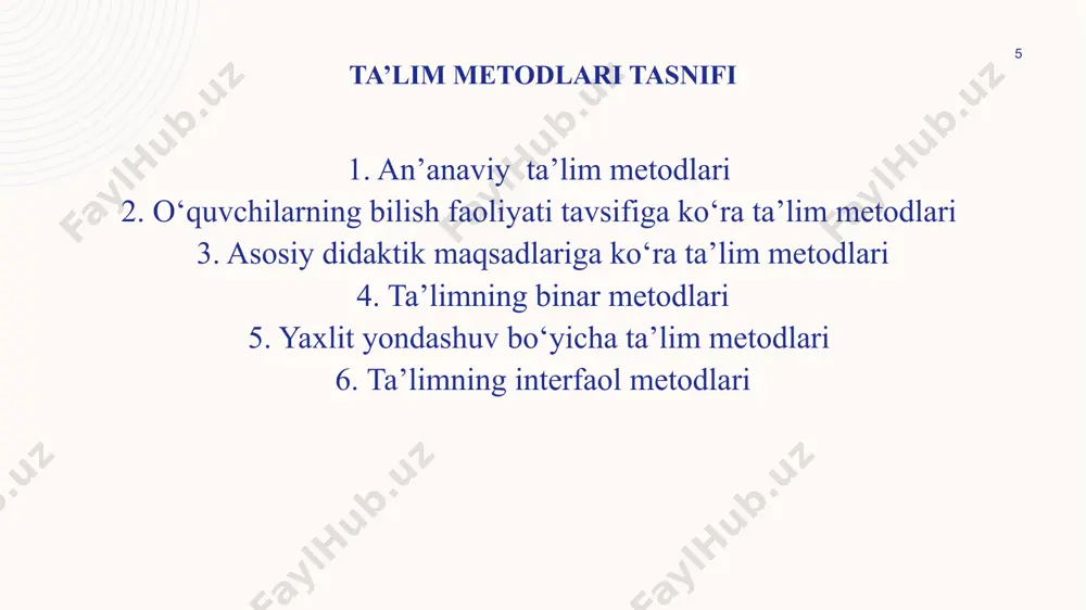 ta’lim – kommunikatsiya (muloqot), o‘qituvchi va talabalarning o‘quv faoliyati sanaladigan kommunikativ – faoliyatli jarayon. kommunikatsiya – bu kodlash (o‘qituvchi nutqidagi atamalarda), uzatish (yozilish) va talabalarning axborotni qabul qilishi (tushunish va dastlabki eslab qolish). didaktik vositalar his qilish, sezish uchun foydalanishiga ko‘ra ham tasnif qilinadi. bunday bog‘liqlikka ko‘ra didaktik vositalar vizual (ko‘rish) – haqiqiy (original) narsalar yoki turli obrazli ekvivalentlari, diagrammalar, kartalar; audial (eshitish) – radio, magnitofon, musiqa asboblari; audiovisual (ko‘rish – eshitish) – ovozli filmlar, televideniya, kompyuterlar, didaktik mashinalar, elektron darsliklar. 16 ta’limning texnik vositalari ttv – bu o‘zida o‘quv-axborotlarini ekranli-ovozli aks ettiruvchi ashyolar va moslamalardir: audio: radio, magnitofon, lingofon video: diaproektor, grafoproektor (kodoskop), videoproektor, video-kuzatuv audio-video: videomagnitofon –tv, multimediali video, kompyuterli kompleks 17 ttvning funksiyalari ta’limning sifati va samaradorligini oshiradi; o‘quv jarayonining jadallashuvini ta’minlaydi; talabalarni idrok qilishga yo‘naltiradi; bilimlarni egallashga nisbatan katta qiziqish hosil qiladi; dunyoqarashni, ishonchni, axloqiy vazifalarini shakllantirishga yordam beradi; o‘qishga nisbatan emotsional munosabatni qaror toptiradi; bilimlarni …