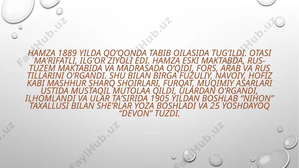 z asarlarida ana shularga qarshi kurash olib bordi. “zaharli hayot” dramasida maryamxon “shariatda jabr harom!”, “shariatda adolat bor”, “islomiyat oʻlmaydi”, deydi. hamza “pora olib, dindan kechib” xalqni aldaganlarni “millat hisi yoʻq ekan” deb taʼkidlaydi. 1917 yil fevral voqeasi munosabati bilan yozgan maqolasida hamza bunday deydi: “mana bu kun haqiqatan, hurriyat vositasi bilan eski xoin va zolim, mustabid hukumati 50 yildan beri boʻyin, qoʻl va oyogʻimizga sezimsiz solub kelgan umrlik ogʻir zanjirlarni qoʻlga koʻrsatub yechdi, xolos qildi. bu haqiqat, musovot vositasi bila, bir taraf, zolim amaldorlar, ikkinchi tarafdan, rahmsiz, shafqatsiz talonchilar temir tirnogʻi ostida poʻstlari butun sidirilub, yuraklari ezilub, choʻkub xonimonlaridan ajrob kelub turgan mazlum, nohaq faqiru bechora, yetim, gʻariblarning burgutlarning panjai margidan raho qildi… bu kun ostroumov, ilminskiy kabilarning tarbiyasida yashagan va aning maslakiga xizmat etuvchi, vatandagi oʻz oramizdan chiqqan din xoinlarini xiyonatlarin haqiqat maydoniga otur. nohaqlarni sharmanda va marnigun qilur”. adibning ma’naviy merosi. hamza kompozitor, rejissyor, jurnalist, pedagog va …