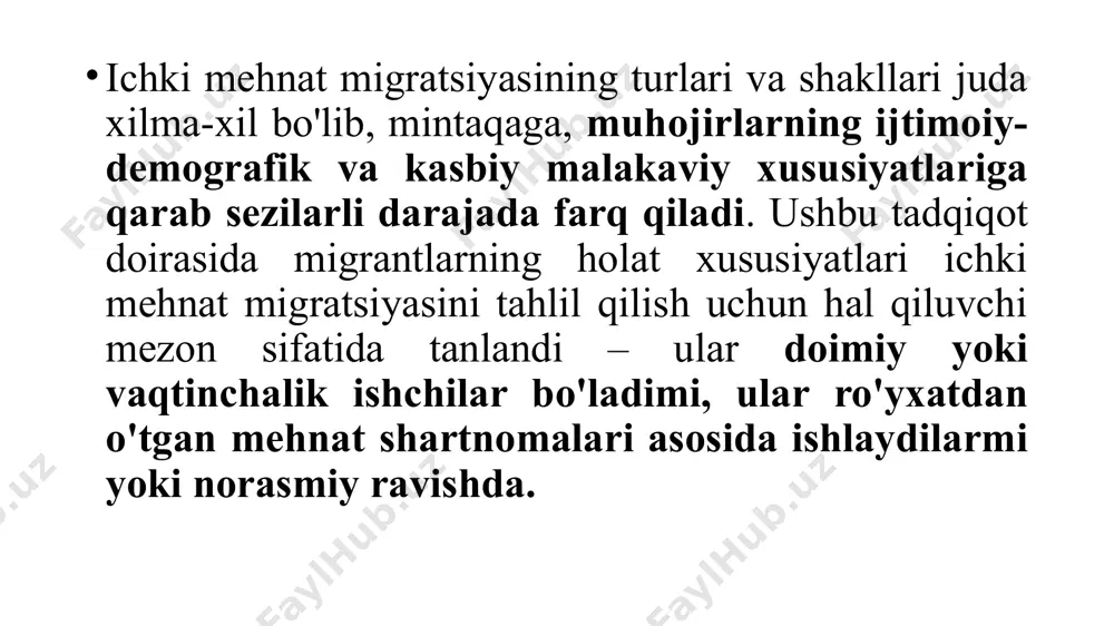 molarning ko'payishi bilan birga kelishini payqash mumkin emas. asosiy salbiy tendentsiyalar: hududlardan ishchi kuchi (malakali va malakasiz) katta miqdorda chiqib ketadi; ushbu kontingentning katta qismi (50% dan ortiq) kelajakda u erda bandlik uchun qanday sharoitlar yaratilishidan qat'i nazar, o'z ona shahri/qishlog'iga qaytmaslikka harakat qiladi. mehnat migratsiyasi tobora uzoq muddatli tus olmoqda. mehnat muhojirlari – bu 1-2 ta sayohat orqali hozirgi kundalik muammolarni hal qilishga, to'y, qurilish va hokazolar uchun pul yig'ishga harakat qilayotgan odamlar, degan keng tarqalgan e'tiqodga qaramay, muhojirlarning 40 foizi 6 yil yoki undan ko'proq vaqt davomida yashash joyida yashamaydilar. malakasiz ishchi kuchining asosiy oqimi 1) o 'quv yurtlarini tamomlagan va ish tajribasiga ega bo' lmagan yoshlar; 2) uzoq muddatli ishsizlar, asosan mehnat ko'nikmalarini yo'qotgan va rasmiy mehnat bozorida raqobatsiz; 3) qishloq xo'jaligi sektorining past malakali xodimlari; 4) ishga joylashish qiyin bo'lgan aholining boshqa toifalari (ayollar, ayniqsa tug'ruq ta'tilidan keyin; ilgari hech qachon ishlamagan va birinchi marta ish …
