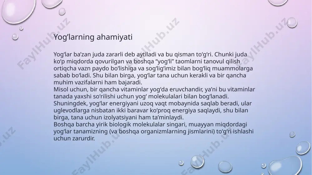 dan ustun turadi, inson organizmida yengil (95% gacha) hazm boʻladi. tarkibida sut yogʻi kamida 72—82,5% (eritilgan sariyog’da 98—99%) ni tashkil etadi, yogʻ kislotalari majmui, fosfatidlar va yogʻda eriydigan vitaminlar, sutda boʻlgan oqsil, uglevodlar, ayrim suvda eriydigan vitaminlar, mineral moddalar va suv bor. 18—23° da qotadi, 27—36° da eriydi. sariyog’ eritilmagan va eritilgan xillarga boʻlinadi. ilgari sariyog’ quvda pishib olingan. sanoatda eritilmagan sariyog’, asosan, 2 usulda: 30—45% li qaymoqni quvlab va seryogʻ qaymoqni qayta ishlab tayyorlanadi. quvlab olinadigan sariyog’ qaymogʻi 85—90° da pasterlanadi, soʻngra 4— 8° gacha tez sovitiladi. natijada sut yogʻi diametri 1–3 mm li donalarga ajraladi, ulardan yogʻsiz qismi ajratilgach, tayyor sariyog’ presslanadi. sariyog’ ishlab chiqarishda pasterlangan qaymoq bosim ostida moy ajratkichga uzatiladi, unda jadal aralashtirib turiladi va 12— 14° gacha tez sovitiladi. pasterlangan qaymoqqa qand, kakao va vanilin kabi xushboʻy moddalar (shokoladli sariyog’), tabiiy meva sharbati va shakar (mevali sariyog’), asal (asalli sariyog’) qoʻshib, aralashmali sariyog’ tayyorlanadi. eritilgan …