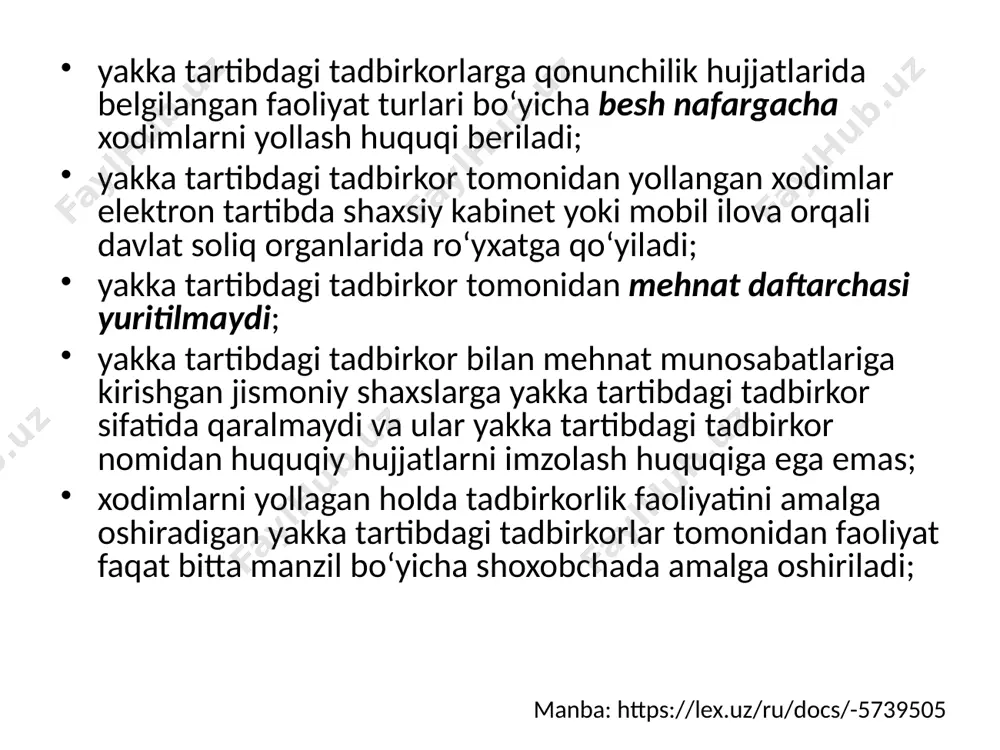 ng ish rejimi, uning joylashgan joyi (pochta manzili), tegishli litsenziya, turizm xizmatlari sertifikati (agar mavjud bo‘lsa), turizm faoliyatining aniq yo‘nalishlari uchun mas’ul bo‘lgan litsenziatning mutaxassislari familiyasi, ismi, otasining ismi to‘g‘risida to‘liq va batafsil ma’lumot berish, jumladan, ushbu ko‘rsatilgan ma’lumotlarni o‘zining xalqaro internet tarmog‘idagi rasmiy veb-saytiga joylashtirish; k) litsenziat kamida ikki chet tilidagi, elektron to‘lovlar, bron qilish xizmatlarini ko‘rsatadigan veb-saytga ega bo‘lishi (ushbu talabning chet tillari bo‘yicha qismi “ichki turizm” yo‘nalishidagi litsenziatlarga taalluqli emas); turagentlar faoliyatini litsenziyalash talablari va shartlari quyidagilardan iborat: a) turizm to‘g‘risidagi qonun hujjatlariga qat’iy rioya qilish; b) turizm faoliyatining “chiqish turizmi” yo‘nalishida faqat yuridik shaxs tashkil etgan holda amalga oshirish; v) “chiqish turizmi” yo‘nalishi bo‘yicha turizm faoliyatini amalga oshirish uchun litsenziya talabgorlariga 15 ming aqsh dollari ekvivalenti miqdoridagi mablag‘larni o‘zbekiston respublikasi turizmni rivojlantirish davlat qo‘mitasi huzuridagi xavfsiz turizm jamg‘armasiga zahira qilishi; g) turoperator bilan shartnoma tuzilgandan so‘ng turoperatorlar tomonidan yaratilgan turizm mahsulotini targ‘ib va realizatsiya qilish; d) …