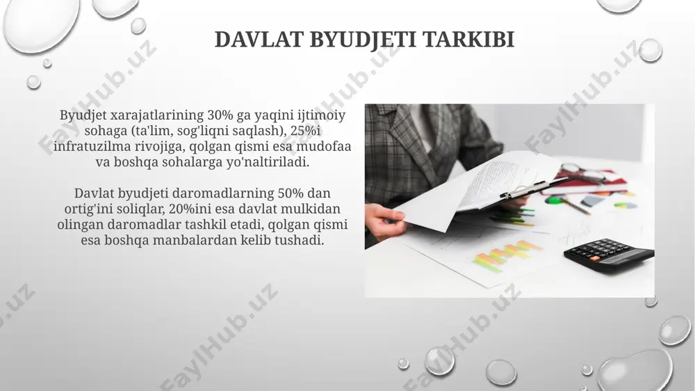 akillari (masalan, sog’liqni saqlash, ta’lim, infratuzilma) ishtirok etib, o’z sohalariga oid byudjet sarf-xarajatlarini tahlil qiladi va takliflar beradi. byudjetni jamoatchilik bilan muhokama qilish jarayoni davomida kamida 30 ta fuqarolik jamiyati vakillarining ishtiroki ta’minlanadi va ularning takliflari byudjet loyihasiga kiritish uchun ko’rib chiqiladi. byudjetning amalga oshirilishi va nazorati byudjet mablag'larining 80% dan ko'prog'i ijtimoiy sohalarga, shu jumladan ta'lim va sog'liqni saqlashga yo'naltirilgan. davlat byudjeti ijrosi bo‘yicha hisobotlar oylik va choraklik kesimlarda, aniq ko‘rsatkichlar va raqamlar bilan taqdim etiladi. davlat byudjeti davlat daromadlari давлат даромадларининг 15% га яқини божхона тўловлари ва бошқа носолиқ тушумларидан олинган бўлиб, бу йиллик бюджетнинг мувозанатини сақлашда муҳим роль ўйнайди. давлат бюджетига солиқлардан (фоизда) ҳиссаси 2022 йилда 70% дан ошган бўлиб, бу яимнинг 25% ни ташкил этди. бу кўрсаткич давлат харажатларини молиялаштиришдаги солиқларнинг муҳим аҳамиятини тасдиқлайди. e'tiboringiz uchun rahmat @taqdimot_robot image3.png image4.jpg image5.jpg image6.jpg image7.jpg image8.jpg image9.jpg image10.jpg image11.jpg image12.jpg image13.jpg image14.jpg image15.jpg image1.png
