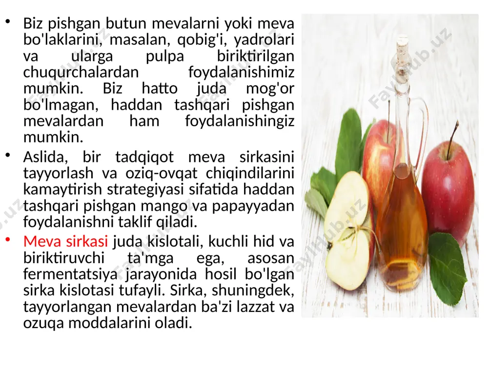 . shunday qilib, tuzlashni istagan sabzavot yoki mevalar uzoq vaqt buzilmasdan suvda qolishi mumkin. suvdagi meva yoki sabzavotlarning buzilishiga olib keladigan mikroorganizmlar sirka kislotasi bilan zararsizlantiriladi va bu sabzavotlar yoki mevalar buzilmasdan saqlanib qoladi va uzoq vaqt saqlanishini taminlaydi. olmali sirkalar odatda olmadan tayyorlaniladi. uning tarkibiga bor-yo’g’i ikkita mahsulotlar kiradi: olma kislotasi va suv. faqat shunday sirka organizm uchun foydali hisoblanadi. olmali sirkadan salatlarga qo’shishda ishlatiladi, parranda go’shti bilan yaxshi kelishadi va u tabbiy konservant sanaladi. bunday sirkaning foydali jihatlari ko’pligini o’z vazniga e’tiborlilar juda yaxshi biladi. u ishtahani pasaytirib, oshqozon-ichak traktini faoliyatini yaxshilaydi, organizmdagi kislota ishqorli muvozanatni tartibga soladi. u o’zida beta-karotin, a, b, c, va e guruh vitaminlarini, pektin va sutli kislotani saqlaydi. quyidagi kasalliklarda sirka iste’mol qilish tavsiya qilinmaydi: kislotaning me’yordan ortiqligida, oshqozon shilliq pardalarining yallig’lanishida, yo’g’on ichak yallig‘lanishida. olma sirkasi tayyorlash uzum sirkasi oq va qizil vinodan tayyorlaniladi. bunday sirkada kislota 6% va 10% aralashmadan iborat …