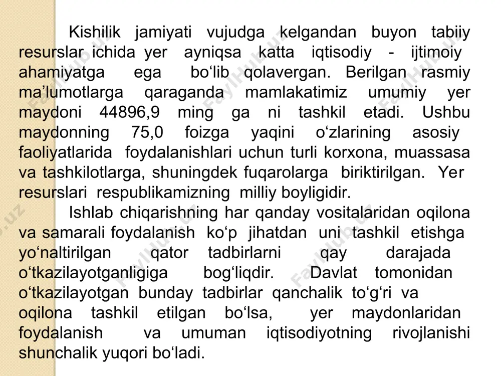 aydi [1]. yer tabiiy muhitning birlamchi о‘zgarmas omillari jumlasiga kiradi, suv kengliklari, yer osti boyliklari, о‘simlik, hayvonot dunyolari esa о‘zlarining joylashishlari bо‘yicha harakatlanuvchanlik xarakteriga ega. yerdan foydalanish va yer munosabatlari tо‘g‘risida tushuncha yer munosabatlari – bu yerdan foydalanish, unga egalik qilish va uni tasarruf etish bilan bog‘liq ijtimoiy munosabatlardir. ular fuqarolar, korxonalar, davlat organlari hamda boshqa xо‘jalik va о‘zga faoliyatlar subyektlari orasida kelib chiqadi. qonun bilan tartibga solinib, ular yer huquqi munosabatlariga, ya’ni yerdan foydalanish sohasidagi iqtisodiy munosabatlarni mustahkamlashning huquqiy shakliga aylanadi. ularning bevosita obyekti – har xil maydonga, joylashgan о‘rniga, sifati va mо‘ljallangan maqsadiga ega yer uchastkalaridir. jamiyatning yer tuzumi – bu jamiyatda yerga mulkchilikning qonun bilan belgilangan shakllari, unda xо‘jalik yuritish, yerga egalik qilish, yerdan foydalanish shakllari va yer tuzish, yerni taqsimlash tizimi va uni tartibga solish usullari asosida jamiyatda yuzaga kelgan barcha yer munosabatlari yig‘indisidir. jamiyatning yer tuzumi о‘zgarishsiz qolmaydi; u evolutsiya asosida radikal islohotlar asosida, ayrim …