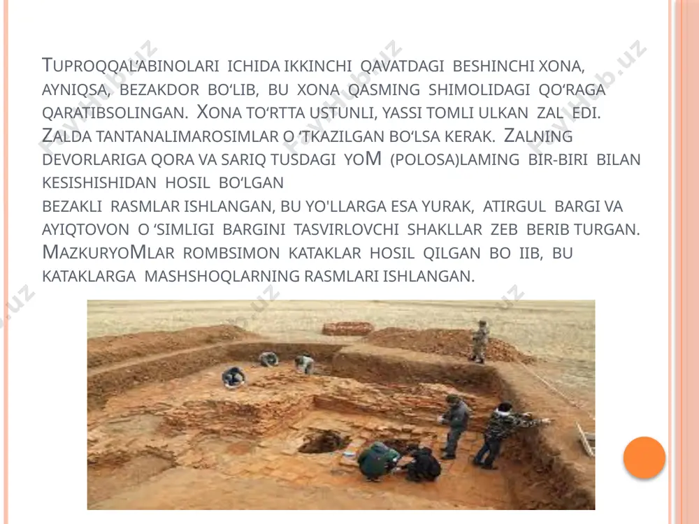 num yodgorligi ushbu davr me‘morchiligi o'zgarishlaridan dalolat beradi. uning qurilishi uslubi antik san‘at an‘analari asosida ishlangan pollari mozaika bilan pardozlangan. kapitel va ustunlar ham uning ko'rinishiga alohida fayz baxsh etgan. tasviriy san‘at bu davrda o'z rivojini davom ettirdi, saroy va zodagonlarning uylari rassomlik va haykaltaroshlik asarlari bilan bezatildi, mahobatli haykaltaroshlik va mayda plastika madaniyati va san‘atida asarlar yaratildi. marmarda haykallar, fil suyagida ritonlar ishlandi. bu davrda quyish madaniyati va san‘ati rivojlandi. bu san‘at rivoji numizmatika-tangalar zarblash san‘atida yaqqol bilinadi. markaziy osiyoga bo'rtma tasvirli tangalarning kirib kelishi salavkiylar sulolasi nomi bilan bog'liq. bunday uslubda tanlangan chiqarish ellin mamlakatlarida keng rivoj topgan bolib uni markaziy osiyo madaniy-iqtisodiy hayotiga kirib kelish muhim voqea bo'ldi. markaziy osiyoda pullar zarb etish maqsadida o'lkaga yunon ustalarining keng ko'lamda jalb etilishi ―markaziy osiyocha‖ mo'jaz portret madaniyati va san‘atining rivojlanishiga sabab bo'ladi. shunday portretlar davr hukmronligining nafaqat tashqi ko'rinishiga, balki fe‘latvorini ham o'z haqqoniy tasvirlanishi bilan yunonistonda yaratilgan …