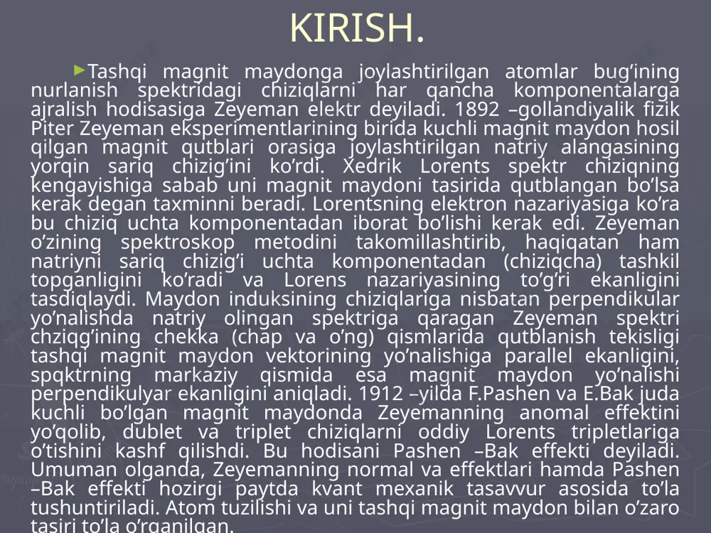 o’lchovli ossillator) o’zgaradi. magnit maydonda turgan atom uchta chastotaga ega bo’lgan nurlanish hosil qiladi: klassik nazariyaga binon o’z tebranishi yo’nalishida ossillator nur chiqarmaydi. shuning uchun bo’ylab nurlanayotgan atomga qaraganda biz ikkita chiziqni ko’rsatamiz (zeyeman effektida magnit kuch chiziqlari bo’ylab qaraganda ana shu ikkita chiziqni ko’rgan). o’qi bo’ylab tebranayotganda komponenta nurlanishi kuzatilmaydi. boshqa barcha yo’nalishlarda uchinchi komponentalar kuzatiladi. zeyeman effektining norelativistik shryodinger tenglamasi asosida tushuntirish yuqoridagi formula gamiltonian magnit maydon bo’lmaganda gamiltonian bilan quyidagilar bilan farq qiladi. 1) had paydo bo’ladi. bu had maydonga proportsional va b ga qo’shiladi. 2.) had effektiv potensialga qo’shiladi. bu hadda kattalik mavjud bo’lib, kuchsiz maydonlar uchun ikkinchi tartibiga tuzatish beradi va uni e’tiborga olmasa ham bo’ladi. birinchi tartibdagi effektni inobatga olsak, u holda gamiltonianda faqat had qoladi. bu yaqinlashishda ham gamiltonian va bilan kommu-tativdir. bu deganni va larni xususiy qiymatlarini bir vaqtda o’lchash mumkin. agar va desak gamiltonianni olamiz. bu gamiltoniandan ko’ramizki magnit maydonni atomga …