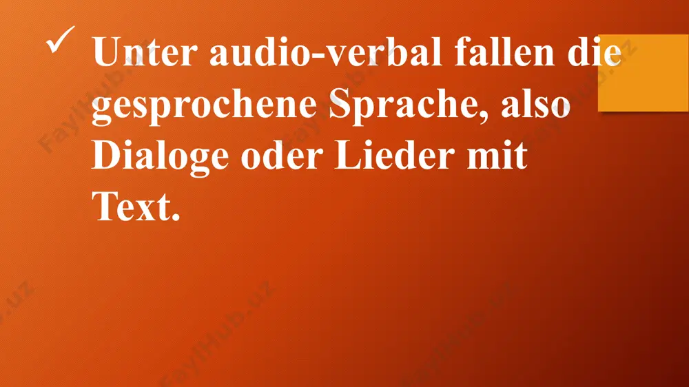 ews eingesetzt (vgl. gambier 2003:173). so wird voice-over im deutschsprachigen raum meist für die übertragung von nichtfiktionalen sendungen verwendet. übertitelung übertitelung wird bei aufführungen im theater oder der oper angewandt. da bei opern nicht nur der text wichtig ist, sondern vor allem die musik, ist es dank übertiteln möglich die originalsprache zu hören, die zum klang der musik passt und aufführungen mit bestimmten sängerinnen zu sehen, die in einer fremdsprache singen und trotzdem dem inhalt folgen zu können. übertitel sollen den zuschauerinnen dabei helfen den inhalt einer oper zu verstehen und zwar in möglichst einfachen worten, damit sie nicht aufgrund von komplizierten formulierungen von der eigentlichen aufführung abgelenkt werden. heutzutage ist bei den meisten übertitelungen ein led-bildschirm über der bühne montiert, auf dem man die übersetzung sehen kann. image2.png image3.png image1.png /docprops/thumbnail.jpeg