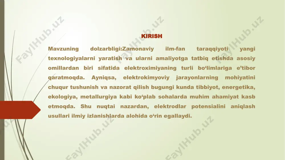 + 2e⁻ (anodda — oksidlanish) cu²⁺ + 2e⁻ ⇌ cu (katodda — qaytarilish) 1.3.elektrod potensialining fizik-kimyoviy mohiyati elektrokimyoviy tizimlarning asosiy xususiyatlaridan biri bu – elektrod potensiali bo‘lib, u fizik kimyoning chuqur nazariy hamda amaliy ahamiyatga ega bo‘lgan tushunchalaridan hisoblanadi. elektrod potensiali – bu elektrod bilan elektrolit orasida hosil bo‘ladigan zaryadlar ajralishining natijasida yuzaga keladigan elektr kuchlanishi bo‘lib, u muayyan elektrodning elektron berish yoki qabul qilish qobiliyatini ko‘rsatadi. elektrod potensialining fizik-kimyoviy mohiyatini tahlil qilish orqali quyidagi muhim masalalar yechiladi: reaksiyaning o‘z-o‘zidan borish imkoniyati,qaytarilish-oksidlanish reaksiyalarining energiyasi, batareyalar, akkumulyatorlar va yoqilg‘i elementlarining samaradorligi.misol uchun, quyidagi umumiy hujayra reaksiyasi elektrod potensiallar farqini ifodalaydi: zn + cu²⁺ → zn²⁺ + cu bu yerda e°(cu²⁺/cu) = +0.34 v, e°(zn²⁺/zn) = –0.76 v. umumiy hujayra e° = 0.34 – (–0.76) = +1.10 v musbat qiymat bu reaktsiya o‘z-o‘zidan borishini, ya’ni energetik jihatdan foydali ekanligini ko‘rsatadi. 1.4. galvaniy elementlar yordamida aniqlash elektrod potensialini aniqlashda eng muhim va keng …