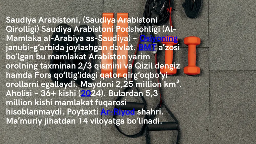 oydalanish maqsadida 186 ta damba va umumiy hajmi 775 mln.3 boʻlgan hovuzlar kurilgan. sizot suvlar ehtiyojning 1/3 qismini qondiradi. tuprogʻi oddiy choʻl tuprogʻidan iborat, hududining katta qismida tuproq qatlami oʻrnini tuz qoplami egallaydi. shimolida dagʻal subtropik boʻz tuproq, janubda shoʻr tuproq va oʻtloqshoʻrxok tuproqlar mavjud. bu davlat – birinchi saudiylar davlati (1745—1811) hisoblanadi. 1811 – 18 yillarda arabiston yarim orolning koʻp qismi misr poshosi muhammad ali qoʻshinlari tomonidan egallab olindi va saudiylar davlati parchalab yuborildi. 1843-yil faysal ibn turki boshchiligida saudiylar mahalliy qabilalar koʻmagida najdni ikkinchi marta egallashdi. arriyod shahri poytaxtga aylantirildi. barpo etilgan davlat – saudiilarning ikkinchi davlati hisoblanadi (1843—65). 1840-yildan soʻng ham hijoz turklar qoʻlida qolaverdi. 19-asrning 2-yarmida vahhobiylar davlati shammar hukmdori boʻlgan rashidiylar tomonidan bosib olindi. 1902-yil amir ibn saud kuvayt hukmdori muborak yordamida arriyodni egallab, rashidiylarga zarba berdi, keyinchalik najdda saudiylar hukmronligini tikladi. abdulaziz ibn abdurahmon (ibn saud) ol saudlarning uchinchi davlatiga asos soldi (1902-yildan). mustamlakachilik …