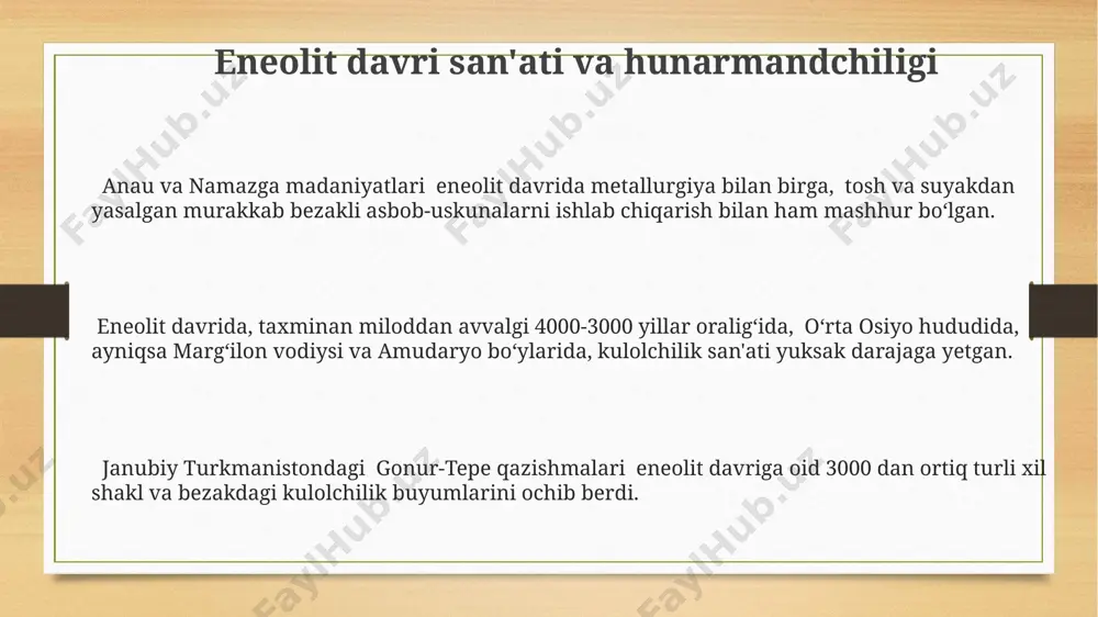 da 50 dan ortiq turli marhumlarga tegishli buyumlar topilgan. eneolit davri jamiyatining ijtimoiy tuzilmasi o‘rta osiyodagi eneolit madaniyatlari, jumladan, 4000-3000 yillar oralig‘ida yashagan amudaryo bo‘ylaridagi aholi, kichik qishloq jamoalarida yashagan bo‘lib, ularning ijtimoiy tuzilmasi patriarxal xususiyatlarga ega edi. taxminan 5000 yil avvalgi mesopotamiyada topilgan eneolit davriga oid arxeologik topilmalar, ba’zi oilalarning boshqalarga nisbatan ko‘proq resurslarga ega bo‘lganini, ya’ni ijtimoiy ierarxiyaning boshlanishini ko‘rsatadi. eneolit davrida, masalan, jazoirning kap-siz viloyatlarida topilgan qabristonlarda 30 ga yaqin dafn marosimlarida boy va kambag‘al qatlam orasidagi farq aniq kuzatilgan, bu ijtimoiy tafovutning mavjudligini ko'rsatadi. eneolit davrining madaniy yutuqlari: kulolchilik va metallurgiya janubiy kavkazda topilgan eneolit davriga oid metall buyumlar, mis va jezdan yasalgan turli xil asboblarning 20 dan ortiq turini oʻz ichiga oladi, bu metallurgiyaning rivojlangan texnologiyalariga dalolat beradi. anau viloyatida olib borilgan qazishmalar natijasida topilgan 5000 yillik kulolchilik buyumlari va misdan yasalgan zargarlik buyumlari, eneolit davrida kulolchilik va metallurgiya sohalarining birgalikda rivojlanganini koʻrsatadi. eneolit davrida, …