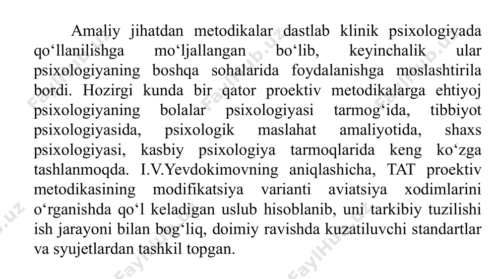 foydalanilishi ko‘p marta uning ishonchliligiga shubha o‘yg‘onishiga olib keladi. ushbu holatda tegishli lavozimga nomzodlarni tanlashda proektiv metodikalardan foydalangan holatlarda patologiyalarning mavjudligi yoki mavjud emasligiga asoslanilib, bunda kasbiy muhim sifatlar e’tibordan chetda qolib ketishi kuzatiladi. bu holat esa, albatta noto‘g‘ri ekanligi ta’kidlanadi. yuqorida ta’kidlangandek, empirik yo‘l bilan ushbu asos aniqlanganki, bunda proektiv metodikalarda agar motivlar yashirin tarzda aks etsa, bunday holatlarda ularni diagnostika qilish imkoniyatini tug‘diradi. tajribalar davomida tushirib qoldirilgan motivlar aniqlanmaydi. proektiv metodikalarning o‘zi odamning xulq – atvorini oldindan aytib berishi mumkin emas. proektiv metodikalar topshiriqlarini amalga oshirish davomida stimullovchi material sinaluvchining xayoloti asosida ajratib olinish holatiga asoslaniladi, agar individning ehtiyojlari va haqiqiy holati o‘rtasida juda katta uzilishlar mavjud bo‘lsa, u holatda hulq – atvor individning xayolotiga mos kelishini kutish kerak emas. xayolot va haqiqiy hulq – atvor o‘rtasidagi bog‘liqlik bo‘lmagan holat turli olimlar tomonidan ko‘p marotaba aniqlangan. bu aniq dalil hisoblanadi, ammo bu holat proektiv metodikalarning ahamiyatini kamaytirmaydi, chunki …