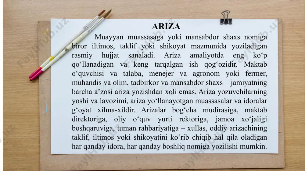 ntirib beradi. tashqi tushuntirish xati, shuningdek, muassasada bo‘lib o‘tgan voqea-hodisaga, rahbarning ba’zi xatti-harakatiga, rejalashtirilgan ishlarning bajarilmay qolishiga ham izoh beradi yoki dalillaydi. ichki, ya’ni shaxsiy tushutirish xatlari asosan xodim (ishchi, xizmatchi, jamoa xo‘jaligi a’zosi, talaba) tomonidan, ba’zan bo‘linmalar rahbarlari tomonidan muassasa rahbari nomiga yoziladi. tushuntirish xati tushuntirish xati quyidagi zaruriy qismlardan iborat bo‘ladi: 1. hujjat yo‘llanayotgan tashkilot yoki mansabdor shaxsning to‘liq nomi. 2. hujjatni tayyorlagan (yozgan) muassasa yoki shaxsning to‘liq nomi. 3. hujjat turining nomi (tushuntirish xati). 4. hujjatning matni (mazmuni). 5. imzo. 6. sana (hujjat yozilgan vaqt). tushuntirish xatida qoʻllanadigan birikmalar muddatida bajara olmadim kasalligim haqida ma’lumotnoma ilova qilindi dars qoldirmoq ishga kech qolmoq ob-havo qulay boʻlmagani sababli mehnat intizomini buzmoq muayyan muassasa (tarkibiy qism) rahbariga xizmat faoliyati bilan aloqador muhim masalalar yuzasidan yoki yuqori, mansabdor shaxsga biron-bir voqea va hodisa haqida xabardor qilish zarurati tug‘ilganda taqdim etiladigan mufassal yozma axborot bildirishnomadeyiladi. unda, odatda, bayon qilinayotgan masalalar bo‘yicha tuzuvchi(yozuvchi)ning …