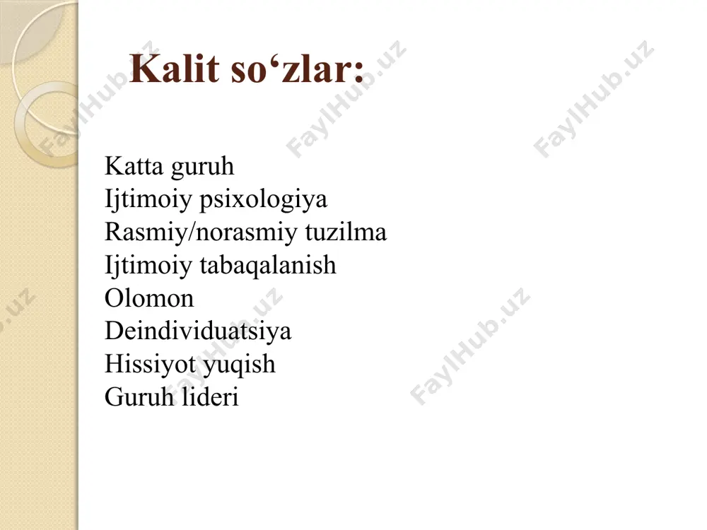 hik norasmiy guruhlar, masalan, sinf ichidagi do‘stlar guruhi) 🔖 tabaqalanishi: ijtimoiy guruhlar tashqi va ichki tabaqalanishga ega: tashqi tabaqalanish: ijtimoiy mavqe, kasb, iqtisodiy holat asosida (masalan: ishchi sinf, o‘rta sinf ). ichki tabaqalanish: guruh ichidagi ijtimoiy rollar va statuslar (masalan: faol-talaba, passiv-talaba, norasmiy lider). ishxona jamoasida rasmiy direktor bor, lekin ba’zida norasmiy “yosh yetakchi” ishchilar guruhiga katta ta’sir ko‘rsatadi. bu ijtimoiy rollarning tabaqalanishidir. 8 3. olomon psixologiyasi olomon — bu vaqtincha, emotsional birlashgan, rasmiy tuzilmasiz katta guruhdir. ular ko‘pincha umumiy g‘oya, qo‘rquv, norozilik yoki shunchaki hodisa ta’sirida birlashadi. gyustav lebonning aytishicha, odam olomon tarkibida o‘ziga xosligini yo‘qotadi, psixik ustanovka shaklidagi har bir odamda turlicha rivojlangan sotsial ong, sotsial qadriyatlar, normalar va axloqiy cheklashlar o‘chadi. ongsiz poydevor, har bir odamda uning irqidan, millatidan, jinsidan, yoshidan qat’iy nazar bir xil mazmunga ega bo‘lgan hayvoniy mayllar to‘plami, ong osti ochiladi, harakatga keladi. eng asosiysi, har bir olomon ishtirokchisining ongsizlik sohasi yagona bir strukturaga …