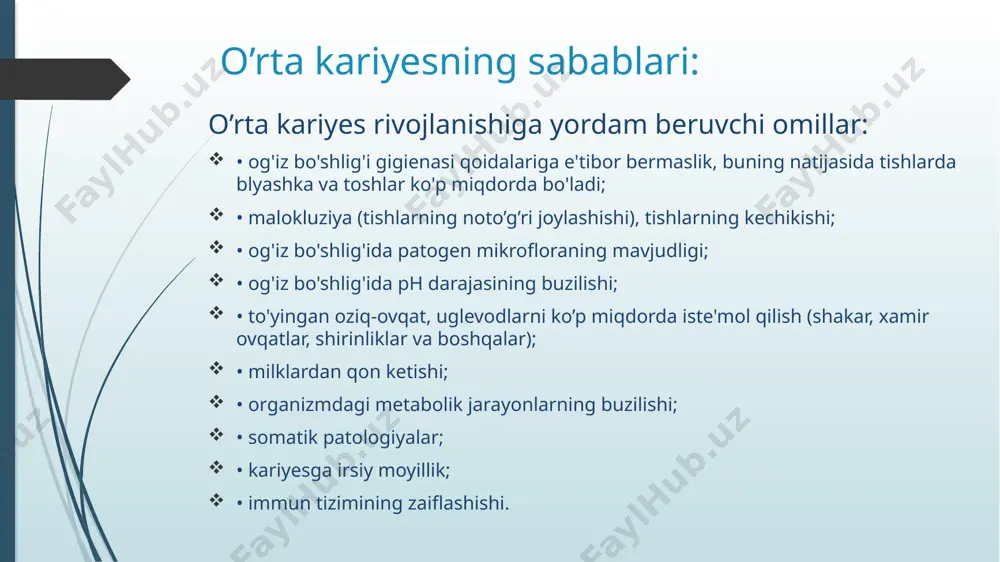 kanalchalariga kirib dentin nekroziga olib keladi. klinik ko’rinishlari: o’rta karies klinik kechishiga ko’ra: o’tkir surunkali surunkali karies surunkali o'rta kariyes uzoq vaqt yashirin kechishi mumkin, sezilarli klinik ko'rinishlarsiz va sezilmaydigan tarzda keyingi rivojlanish bosqichiga o'tishi yoki pulpit bilan murakkablashishi mumkin. o'rta karies, qoida tariqasida, tishning tabiiy fissuralari yoki kontakt yuzalarida kamroq, bo’yin sohasida ko’proq uchraydi. surunkali karies ko'pincha asemptomatikdir. surunkali kariyes bo’shlig’i chaynov tishlarda bo’lganda tekshiruv paytida yoki boshqa tishlarni davolash paytida aniqlanadi. ammo umuman olganda, kariyesning ushbu bosqichi quyidagilar bilan tavsiflanadi: • bo’shliqqa termik yoki mexanik ta'sir qilganda kuchsiz og'riq, tasir to’xtatilganda og’riq ham to'xtaydi; • kariyes bo'shlig'ida ovqatning to'planishi va uning chirishi bilan bog'liq bo'lgan og'izdan yomon hid; • estetik noqulaylik. o’rta kariyes diagnostikasi o'rta kariyesni diqqat bilan vizual tekshirishdan o’tkazish orqali aniqlash mumkin, undan oldin anamnez, bemorning shikoyatlari va uning ovqatlanish odatlarining tavsifi tuziladi. davolanishdan oldin shifokor bemorning anesteziyaga allergiyasi bor-yo'qligini aniqlashi shart. karioz bo'shliqni tekshirsh vaqtida, …