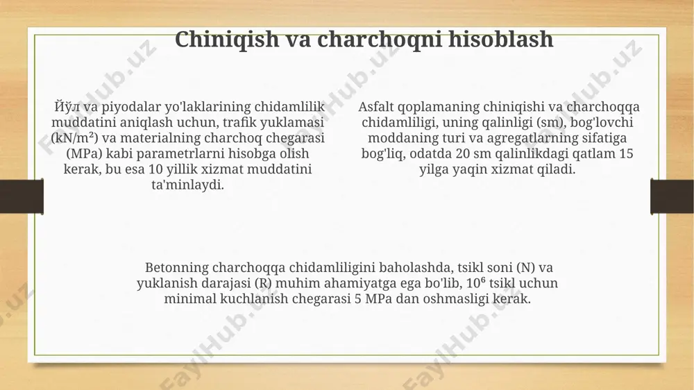 zmaydigan qatlamning egishi va drenaj tizimining mavjudligi suvning to'planishini oldini olish uchun muhim, kamida 2% egish tavsiya etiladi, bu esa suvning samarali oqib ketishini ta'minlaydi. harorat ta'sirini hisobga olish harorat o'zgarishi natijasida hosil bo'ladigan 5 mpa gacha bo'lgan ichki kuchlanishlarni hisobga olish uchun, mos keladigan materiallar va loyihalash usullarini qo'llash lozim. yozgi maksimal harorat (+45°c) va qishki minimal harorat (-15°c) orasidagi farqni hisoblashda, 60°c farqni hisobga olgan holda, strukturaviy stresslarni aniqlash zarur. haroratning ta'siri tufayli asfalt va yo'lak materiallarining kengayish va qisqarish koeffitsientlarini 0,000012 dan 0,000025 gacha bo'lgan diapazonda hisobga olish kerak. asosiy va qo'shimcha tuzilmalarni hisoblash pavementning umumiy qalinligi, asosiy va qo'shimcha qatlamlarni hisobga olgan holda, kamida 250 mm bo'lishi kerak, ammo bu raqam, grunt xususiyatlari va loyiha talablariga qarab o'zgarishi mumkin. asosiy yo'l qoplamasi strukturasini hisoblashda, 7 mpa bosimga chidamliligi bo'lgan betonning qalinligi va mustahkamlovchi armaturaning diametri, trafik yuklamasiga va tuproq xususiyatlariga bog'liq holda aniqlanadi. qo'shimcha tuzilmalar, masalan, …