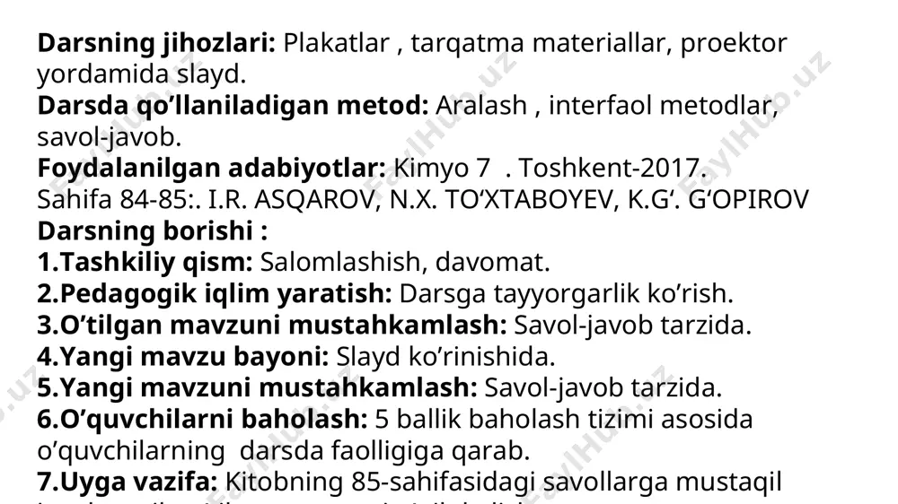 4hno3 = 4no2 + o2 + 2h2o kimyoviy xossalari nitrat kislota ham boshqa kislotalar kabi kislotalarga xos bo‘lgan umumiy reaksiyalarni beradi: cuo + 2hno3 = cu(no3)2 + h2o fe(oh)3 + 3hno3 = fe(no3)3 + 3h2o na2co3 + 2hno3 = 2nano3 + h2o + co2 kimyoviy xossalari nitrat kislotaning metallarga ta’siri boshqa kislotalardan farq qiladi. kislotaning konsentratsiyasi va metallning faolligiga qarab nitrat kislota quyidagicha qaytariladi: +4 +3 +1 0 -3 hno3 no2; hno2; n2o; n2; nh3 kimyoviy xossalari passiv metallar, konsentrlangan nitrat kislota bilan reaksiyaga kirishib, no2 gazini, suyultirilgan nitrat kislota no ni, juda suyultirilgan kislota esa nh3 yoki nh4no3 ni hosil qiladi. nitrat kislota metallar bilan kislotaning konsentratsiyasi va haroratga ko‘ra turlicha reaksiyaga kirishadi: cu + 4hno3 = cu(no3)2 + 2no2 + 2h2o (kons.) pb + 4hno3 = pb(no3)2 + 2no2 + 2h2o (kons.) 3cu + 8hno3 = 3cu(no3)2 + 2no + 4h2o (suyul.) 4fe + 10hno3 = 4fe(no3)2 + …