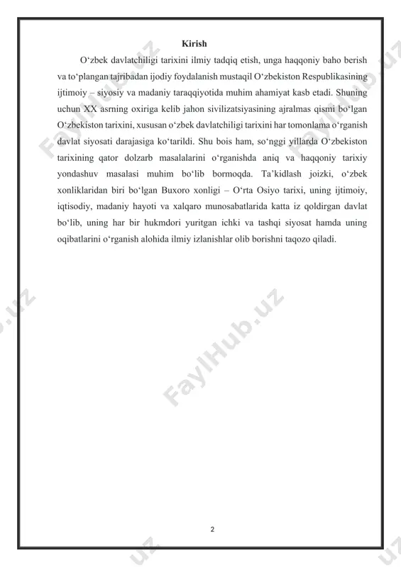 mumkin. xususan a.jenkinson buxoro bozorlaridagi hind savdogarlarining faoliyati haqida, ... “ular buxoroga na oltin, na kumush, na qimmatbaho toshlar, na ziravorlar keltiradi. men, hindistondagi bu tovarlar ishlab chiqariladigan eksport tovarlar portugallar qo‘l ostida bo‘lganligi uchun, bu tovarlar bilan savdo okean orqali olib borilishini aniqladim”[3:], deb yozgan ma’lumotlarida elchining hind savdogarlariga o‘z munosabatini bildirganligini ko‘rishimiz mumkin. shuningdek, tadqiqotchilar o‘rta osiyo bilan moskva o‘rtasidagi savdoning uch xil usuli borligi haqida ma’lumotlar keltirib o‘tadi. jumladan: 1.“povalnaya” deb ataluvchi oddiy savdo bo‘lib, bu savdo erkin savdogarlar orqali amalga oshirilgan. 2. shox va xonlarning tovarlari bilan savdo bo‘lib, bu savdo shox va xonlarning elchilik bilan kelgan shaxsiy savdogarlari orqali amalga oshirilgan. shox va xonlarning tovarlaridan soliq olinmagan. 3. “lyubitelskiye pominki” deb atalib, ikki davlat shox va xonlari o‘rtasidagi bojsiz tovar ayirboshlash hisoblangan [1: 68,70,71,51-b]. xviii asrda, ya’ni petr i hukmronligi yillarida rossiyaning o‘rta osiyoga qiziqishi kuchayadi. o‘rta osiyo rossiyani sharqning savdo — iqtisodiy markazi, rossiyadan …
