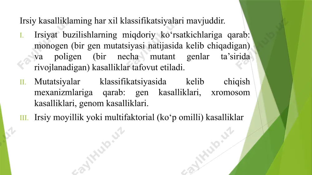 chiqadi. hamma xromosoma kasalliklarini ikki turga bolish mumkin: 1. autosomalarning son va struktur anomaliyalari. 2. jinsiy xromosoma son anomaliyalari. jinsiy xromosoma son anomaliyalari. normada jinsiy xromosomalar ayollarda xx, erkaklarda xy ko‘rinishda bo‘lsa, son anomaliyalarida bu ko‘rsatkichlar o ‘zgaradi. jinsiy xromosomalar son anomaliyalarida quyidagi kasalliklar yuz beradi: ayollar polisomiyasi, x trisomiya sindromi, klaynfelter sindromi, shereshevskiytemer sindromi, y-xromosoma yoki disomiya sindromi. misol sifatida eng ko‘p uchraydigan ayrim kasalliklaming tavsifnomasini berish mumkin. autosomalarning son va struktur anomaliyalari ichida daun sindromi bilan tug‘ilgan bolalar eng ko‘pdir. hozirda bunday bolalar umumiy patologiyalar bilan tug‘ilganlar orasida 10% ni hosil qiladi. 21-xromosoma –trisomiyasi natijasida yuz beradi. daun kasalligiga uchragan hamma bolalar har xil oilalarda tug‘ilgan bo‘lsa ham, tashqi qiyofasi bir-biriga juda o‘xshash bo‘ladi, ko‘zi qiyshiq kesmali, kichkina, chuchvara quloq, bosh suyaklarining formasi buzilgan, barmoqlari kalta, jim jilog‘ining qiyshayib qolishi, birinchi va ikkinchi oyoq barmoqlari orasidagi masofa kengayishi, kaft terisida ko‘ndalang iz paydo boclishi xarakterlidir. bunday kasalning tili …