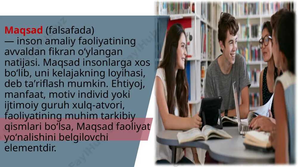 sosiy kategoriyalari talaba natijalari ko'rsatkichlari bilim va fikrlash darajasi o'rtacha. o'quv materialini tushunish sifatida quyidagi harakatlar ko'rib chiqilishi mumkin: tarjima - o'quv materialini bitta "tildan" boshqa "tilga" o'tkazish (masalan, matematik formulalarni og'zaki ravishda ifodalash; jadval, diagrammalarda og'zaki ma'lumotlarni taqdim etish va boshqalar); talqin - o'quv materialini "o'z so'zlari bilan", qisqacha tavsif; bashorat qilish - suhbatning nima bo'lishini, uning oqibatlari va natijalarini o'quv materiallari asosida bashorat qilish. faktlarni, qoidalarni, tamoyillarni tushunadi; so‘z materialini, sxemalarni, grafikalarni, diagrammalarni o‘zgartiradi; og'zaki materialni matematik tushunchalarga aylantiradi; kelajakda ushbu ma'lumotlarning mumkin bo'lgan oqibatlarini tavsiflaydi ‹#› 3-qo‘llash darajasi o'qitish maqsadining asosiy kategoriyalari talaba natijalari ko'rsatkichlari bilim va fikrlash darajasi o'rtacha. ushbu toifaga o'quv materiallarini haqiqiy vaziyatda va mutlaqo yangi vaziyatda qo'llash kiradi. bunga qoidalar, usullar, tushunchalar, qonunlar, tamoyillar, nazariyalarning amaliy qo'llanilishi kiradi. ta'lim natijalari materialning rang darajasidan ko'ra chuqurroq mahorat talab qiladi. kontseptsiya va printsiplarni yangi vaziyatlarda qo'llaydi; haqiqiy vaziyatlarda qonunlar va nazariyalarni amalda qo'llash; usul yoki …