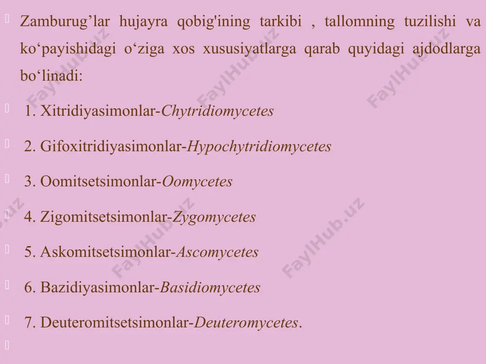 a ularni halok o‘tib, halok bo‘lgan organizmning organik moddalari hisobiga oziqlanadi. ko‘p yillik saprofitlar- tungaklarda, ildizlarning yerda qolgan qismlarida, ko‘proq yog‘ochlarda uchraydi. saprofit zamburug‘lar tuproqda, asosan, chirindisi ko‘p tuproqda va go‘nglarda uchraydi. ular organik moddalarni minerallashtirishda bakteriyalar bilan birgalikda aktiv ishtirok etadi. zamburug‘larning oziqlanishi osmos yo‘li bilan boradi, ya’ni oziq moddalarini vegetativ tananing hamma sathi bilan substratdan so‘rab oladi. tashqi muhitdan oziq moddalar olish, ba’zan shu vazifani bajarishga moslashgan gifalar, rizoidlar va so‘rg‘ichlar yordamida ham bo‘ladi. masalan, po‘panak zamburug‘ rizoidlari bilan, zang, qorakuya zamburug‘lari so‘rg‘ichlari bilan so‘radi. zamburug`lar hayvonlardan farqi: cheksiz o`sish xususiyati . oziqni shimish usuli bilan qabul qilish. sporalar yordamida ko`payish. faol harakatlanish imkoniyatining mavjud emasligi. o`simliklardan farqi: zahira sifatida glikogen moddasi to`planadi. xitin moddasidan iborat qobiqning mavjudligi. geterotrof oziqlanish usuli. o`simlik va zamburug` hujayrasi ‘ zamburug`lar oziqlanishiga ko`ra saprofit mog`or zamburug`i achitqi zamburug’i qalpoqchali zamburug`lar parazit qorakuya zamburug’i zang zamburug’i vertitsilyoz zamburug`i simbioz lishaynik mikoriza zamburug`larning ko`payishi …