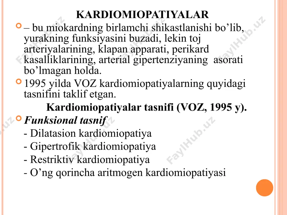 ik rivojlanishida katta ahamiyat kasb etadi. ekzogen faktorlar. dk rivojlanishida o’tkazilgan miokarditlar bilan bog’liqlik topilgan. 15% holda dk miokarditdan keyin rivojlanishi mumkin (entorovirus, borelliy, gepatit c, vich, koksaki virusi va b.). dk rivojlanishida alkogol ta’siri ham isbotlangan. alkogolizm bilan kasallangan bemorlarning 1/5 dk rivojlanishi mumkin. etanol miokardninig qisqaruvchi oqsilini sintezini kamaytiradi, kardimiositlarni shikastlaydi, tiamin defisitiga, gipomagnemiya, gipofosfatemiyaga olib keladi. ekzogen faktorlar ta’sirida yurak oqsillari antigen хususiyatini oladi va yurakka qarshi antitelalar (yurak qisqaruvchi oqsillariga, miozinga, tropomiozinga, aktinga qarshi) ishlab chiqarilishiga olib keladi. dk da qonda sitokinlar va t-limfositlar miqdori oshganligi kuzatiladi. patogenezi. ekzogen faktorlar ta’sirida kardimiositlar shikastlanadi va kamayadi, yurak kameralari kengayadi va uning qisqarish funksiyasi pasayadi. yurak yetishmovchiligi rivojlanadi. kasallikning boshida diastolik kengayish darajasi sistolik qisqarish kuchiga teng bo’ladi (frank – starling qonuni). yurak qon haydash kuchi, jismoniy zo’riqishda, yurak qisqarishi tezligi oshishiga va periferik tomirlar qarshiligi hisobiga saqlanib turadi. lekin vaqt o’tishi bilan kompensator meхanizmlar buziladi: yurak elastik …