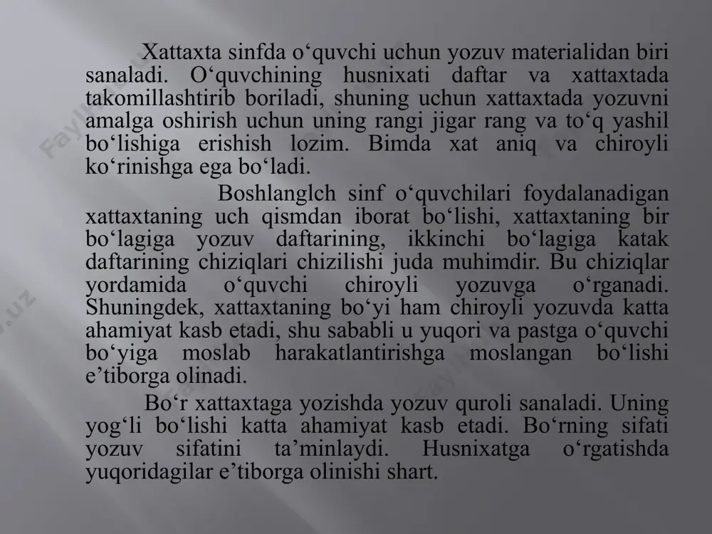 larda bosh harfning ishlatilishini. savod o'rgatish davrida o'quvchilarda o'z-o'zini tekshirishga oid malaka shakllantiriladi: ular yozganlarini namuna bilan solishtiradilar, yo'l qo'ygan xatolarini topadilar, ularni izohlashga o'rganadilar. shu da/rdanoq ko'chirib yozish, diktant va ijodiy yozuv (insho)lardan foydalaniladi. gap va so'zlarni yozishdan oldingi tayyorgarlik ishlari, muntazam o'tkazib boriladigan o'z-o'zini tekshirish mashqiari, o'qilgan matnning imiosini kuzatish 0‘quvchilarda yuqori savodxonlik garovi bo‘lgan orfografik ziyraklikni asta-sekin shakliantira boradi, ularni yuqori sinflarda o‘rganiladigan imlo qoidalarini puxta o‘ziashtirishga tayyorlaydi. o‘qish va yozuv darslariga qo‘yiladigan talablar. dars ta’limning asosiy shakli hisoblanadi. analitik-sintetik tovush metodi asosida olib boriladigan savod o‘rgatish darslari xilma-xil bo‘lishi, o‘quvchilarni zeriktirmasiigi va charchatib qo‘ymasligi kerak. savod o‘rgatish davridagi o‘qish yoki yozuv darslari va ularning ayrim turiari uchun umumiy bo‘lgan asosiy talablar mavjud: 1. umumdidaktik talablar: a) har bir darsning tarbiyaviy maqsadi bo‘lib, unda bironta axloqiy sifat o‘stirilishi lozim; b) darsning ta’limiy maqsadi, ya’ni o'quvchilar darsda qanday yangilikni bilishi, nimani o‘rganishi, qanday ko'nikma va malakalar o'stirilishi, o'quvchilarning …