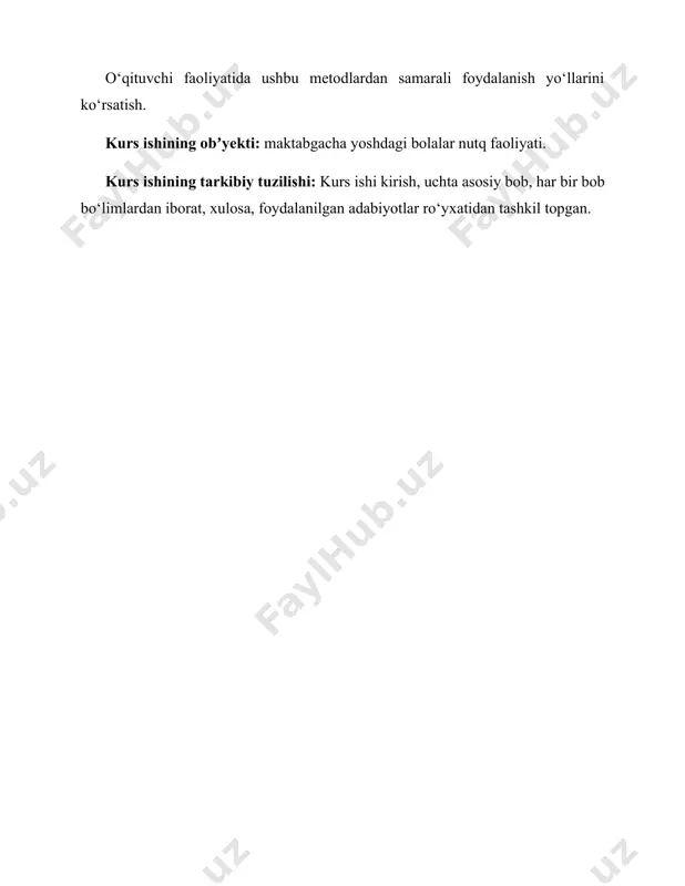 d. mahkamova (2020) o‘z tadqiqotlarida bolalarning erta yoshdan boshlab hikoya tinglash va uni qayta aytib berishga bo‘lgan qiziqishi nutqiy faoliyatga kuchli ta’sir o‘tkazishini ta’kidlaydi. unga ko‘ra, hikoya qilish bolaning ichki nutqini rivojlantiradi, obrazlar orqali dunyoni idrok etish darajasini oshiradi, xayoliy tafakkurni mustahkamlaydi. hikoya qilish usuli quyidagi pedagogik vazifalarni bajaradi. eshitilgan matnni tushunish va asosiy mazmunini ajratib olish. voqealar orasidagi bog‘liqlikni aniqlash va izchillik bilan bayon etish. to‘g‘ri grammatik tuzilgan gaplardan foydalanish. lug‘at boyligini kengaytirish va faol so‘zlar zaxirasini oshirish. g. hasanboyeva (2017) hikoya qilish metodini qo‘llash orqali bolaning psixik rivojlanishi, xususan, e’tibor, xotira, tafakkur va eslab qolish jarayonlari faollashishini ko‘rsatadi. bu metod tarbiyachining ovozi, harakati, obrazlar orqali berilgan tasvirlar bilan uyg‘unlashib, bolada chuqur taassurot qoldiradi. shuningdek, hikoya qilish nafaqat nutq rivoji, balki axloqiy tarbiya, estetik dunyoqarash va hissiy idrokni shakllantirishda ham muhim o‘rin egallaydi. chunki har bir hikoya muayyan g‘oya, axloqiy saboq yoki ijtimoiy xulq me’yorlarini o‘zida mujassam etgan bo‘ladi. …
