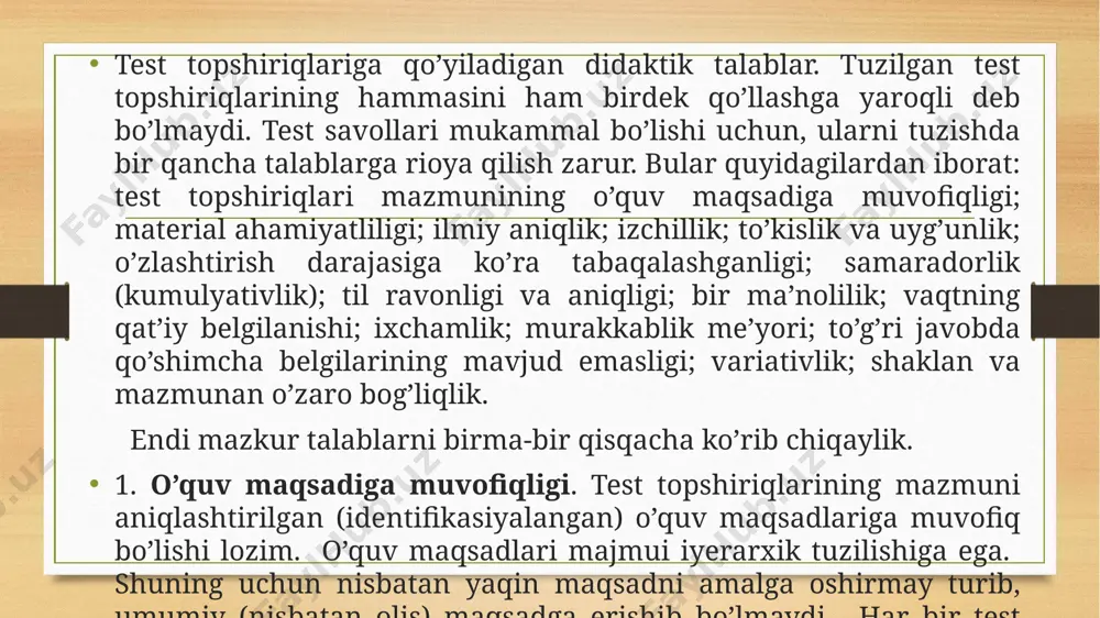 olda bayon etiladi, maqsadga erishish uchun zarur bo’lgan hatti-harakatlar va vaziyatlarni talaba ijodiy fikrlash natijasida aniqlaydi. bunday test topshiriqlarni yechish jarayonida butunlay yangi axborot (qoida, xulosa, shakl va h.k.) yaratiladi. 7. samaradorlik (kumulyativlik). samaradorlik test topshiriqlarining borgan sari murakkablashib borishini nazarda tutadi. bu qat’iy talab emas. chunki, zamonaviy kompyuter test tizimida talabaga navbatdagi test topshirig’i, avvalgisini qanday yechganiga qarab beriladi. ya’ni avvalgi savolga noto’g’ri javobdan so’ng, unga nisbatan murakkab bo’lmagan test topshiriqlari berilishi mumkin. 8. vaqtning qat’iy belgilanganligi. bu shartning mohiyati shundan iboratki, o’ylash uchun 2 daqiqadan ortiq vaqt talab etiladigan test savollari bo’lmasligi lozim. birqancha xorijiy test topshiriqlarini tahlil etilganda, matematika bo’yicha 65 sekund, til va adabiyot bo’yicha 32 sekund, ijtimoiy va tabiiy fanlar bo’yicha 41 sekund, dalillar va iboralar uchun 20-25 sekund, chizmalar uchun 90 sekund, shakllarni aniqlash uchun 90-120 sekund vaqt ajratilishi ma’lum bo’ldi. ixchamlik. test topshiriqlarining matni cho’zilib ketmasligi, qalashtirib tashlanmasligi lozim. murakkab ko’lamli o’quv savolini …