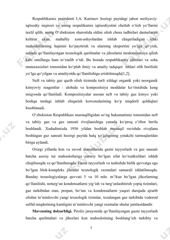 ishga qisman ajratib olinadi, ammo uning katta qismi yana kolonkaga qayta tushadi va yuqoridan pastga harakat qiladi. kondensatning bu qismi flegma deb ataladi. shunday qilib kolonkada ikkita oqimi hosil bo‘ladi: ulardan biri qizdirilgan bug‘lar kolonkada pastdan yuqoriga qarab harakat qilsa, sovigan suyuq flegma oqimi esa kolonka bo‘ylab yuqoridan pastga harakatlanadi. kolonkaning barcha balandliklari bo‘yicha suyuq va bug‘ fazalar orasida intensiv ravishda issiqlik almashinuvi sodir bo‘ladi. natijada bug‘ fazadagi eng yengil uchuvchan komponentlar bug‘lanadi kam uchuvchan birikmalar esa flegma oqimiga qo‘shilib ketadi. bu vaqtda pastki qatlamning kondensatsiyalanish issiqligi yuqori qatlam suyuqliklarining bug‘lanishi uchun foydalaniladi. natijada suyuqlik va bug‘ning bu jarayonda ko‘p marta bug‘lanishidan va yana kondensatlashidan har doim komponentlarning o‘zaro fazalar chegarasida almashinuv jarayoni kechadi. labaratoriya usulidagi kolonkalarning ishlash sharoitidagi effektivligi nazariy tarelkalarning soni bilan baholanadi. amalda haydaladigan aralashmaning tarkibiga bog‘liq holda nazariy tarelka sonlari 20 dan 150 gacha va undan yuqori bo‘lgan kolonkalardan foydalaniladi[37,38]. labaratoriyaga mo‘ljallangan rektifikatsion qurilmalar turli xil …