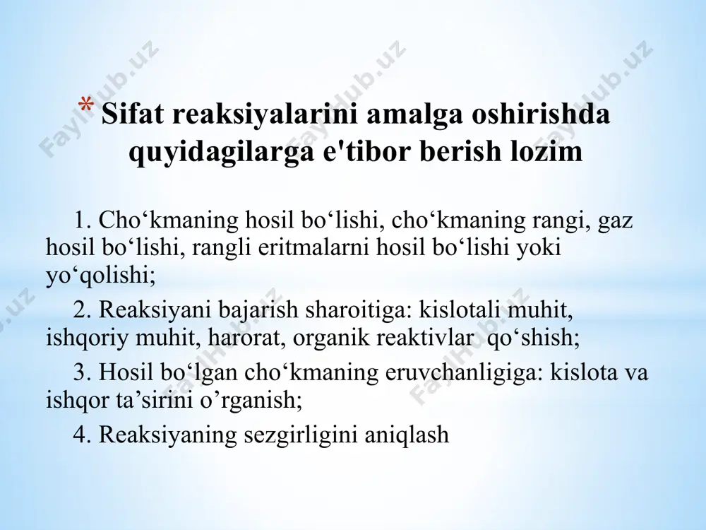 roitda bu kationlarni sulfidlar holida cho‘ktiradi: o‘yuvchi ishqorlar al3+ ionini cho‘kma holda cho‘ktiradi: alcl3 + 3naoh = al (oh)3 ↓ + 3nacl ammoniy gidroksidi ham al3+ ionini al (oh)3 ko‘rinishida cho‘ktiradi: alcl3 + nh4 oh = al (oh)3 ↓ + nh4cl temir kationlarini aniqlash sifat reaksiyalari temir (ii) kationi kaliy geksasianoferrat bilan kislotali sharoitda to‘q ko‘k rang cho‘kma (trumbul ko‘ki)ni hosil qiladi: 3fecl2 + 2k3[fe(cn)6]= ↓fe3 [fe(cn)6]2 + 6kcl temir (iii) kationi kaliy geksasianoferrit bilan kislotali muhitda o‘ziga xos to‘q ko‘k rangli cho‘kma (berlin lazuri)ni hosil qildi: 4fecl3 +3k4[fe(cn)6] = ↓fe4[fe(cn)6]3 +12kcl marganes kationini aniqlash sifat reaksiyalari marganes (ii) kationi ishqoriy sharoitda vodorod peroksid bilan ta’sirlashib, qora qo‘ng‘ir rangli cho‘kmani hosil qiladi: mn2+ +2oh- + h2o2 = mno(oh)2 ↓ + h2o marganes(ii) kationi sulfid anioni ta’sirida malla rang cho‘kma: mn2+ + s2- = mns↓ reagent kationlar mn2+ fe2+ fe3+ ishqor, ammiak mn(oh)2 oq fe(oh)2 oq fe(oh)3 qizil-qo‘ng‘ir naoh+ ortiqcha h2o2 …