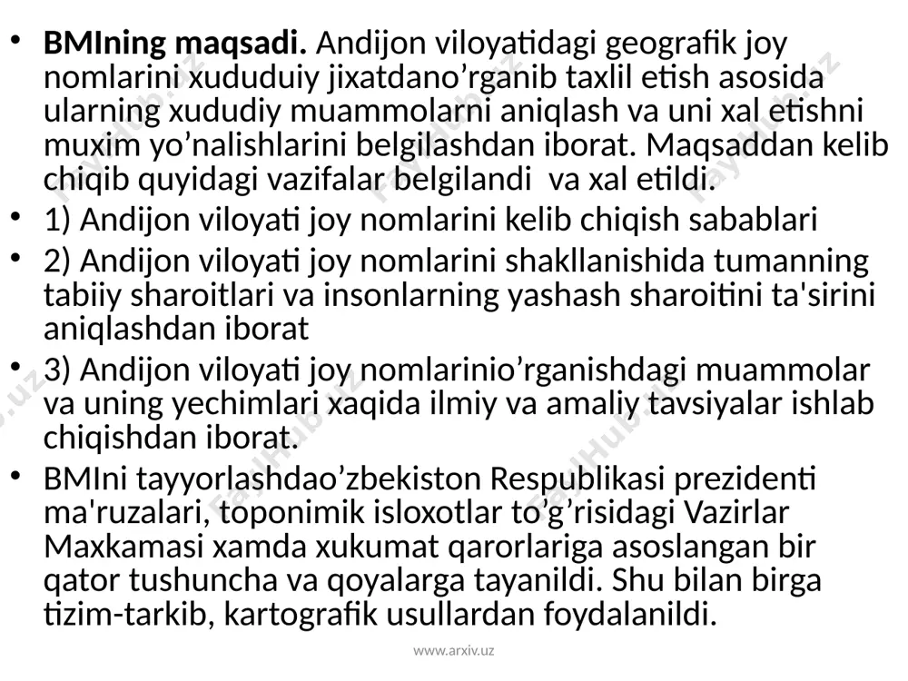 mazkur qonuniyat asosida yaratilgan. viloyatda keng tarqalgan o’simlik va xayvonot olami nomi bilan bog’liq nomlar ham anchagina uchraydi, jumladan, mingchinor, qatortol, alichali, qo’shchinor, jiydamozor, yakkatut, quruqqayrogoch, qorajiyda, baliqchi, oqlaylak, bo’rilik kabi. biroq bu nomlarni ham xar doim o’z ma’nosida tushunish to’g’ri bo’lavermaydi. chunki bu nomlar ko’chma ma’noda ishlatilgan bo’lishi, urug’ yoki qabila nomini anglatishi mumkin. www.arxiv.uz andijonda -tepa affiksi qatnashgan qo’rg’ontepa, uchtepa, dardoqtepa, kabi qishloq nomlari keng tarqalgan. bu affiks qishloq, shahar yoki aholi maskaniga nisbatan ishlatilib, aholi yashaydagan maskanlarning yangiligini, tuproq tarkibini ifodalashi mumkin. toponimikada - obod affiksi qatnashgan toponimlar soni eng ko’p tarqalgan. obod so’zi tojikcha ob-suv, obod-suvli, suv yetarli joy degan ma’noni bildiradi. bu so’z shaxar, qishloq, umuman, aholi manzilgohlariga nisbatan ishlatiladi. asosiy ma’nosi «gullagan» demakdir. viloyatda «obod» affiksoidini kishilar ismiga qo’yilishidan sultonobod, xonobod, mamirobod, safarobod, kampirobod, yo’ldoshobod, matqulobod, mirzaobod, sattorobod, solijonobod, usmonobod, xaydarobod, kabi qishloq nomlari yaratilgan bo’lsa, kishilarning amaliy, mansabi kasb-koridan kelib chiqib amir obod, …