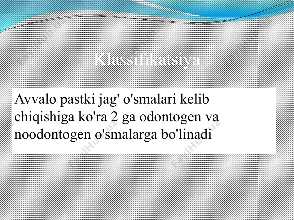лимфосаркомаси 4.миелома. v.кон томирдан а. я.сиф. 1.гемангиома. 2.лимфангиома. 3.гломангиома б. оралик 1.гемангиоэндотелиома. 2.гемангиоперицитома. в. ё.сиф 1. ангиосаркома. vi. бириктирувчи токимадан а. я. сиф 1.десмопластик фиброма. 2.липома. б. ё.сиф. 1.фибросаркома. 2.липосаркома. 3.ё. сифатли мезенхимома. 4.дифференцирланмаган саркома. vii. колган осмалар 1.хордома. 2.«адамантинома» 3.невриллемома (шваннома, невринома). 4.нейрофиброма. viii. классификацияга кирмаган амелобластома (адамантинома). yaxshi sifatli odontogen epitelialo'msa, asosan pastki jagda uchraydi. strukturasi emal xosil qiluvchi toqimaga oxshash. follikulyar,akantomatoz, bazal xujayrali,gronulyar turlari farqlanadi erkaklar va ayollarda bir xil 20 dan 40 gacha oraliqda ko'proq uchraydi. kuzatuvlarga ko'ra ameoblastoma yangi tug'ilgan chaqaloqlarda va qariyalarda boshqa suyaklarda ham uchratilgan ameoblastoma klinikasida, pastki jag' zararlanda zararlangansoxani kattalashishi va yuz simmetriyasini buzilishi kuzatiladi va jarayon sekinbilan, og'riqsiz kechadi, e'tibor qaratilmasdan o'smani oshishiga yol qoyilsa keyinchalik jag ochilishi, yutinishdagi qiyinchiliklarga duch kelikelinadi, asosan jag' burchak qismidan buzlilish boshlanib ba'zi xollarda o'smadan qon ketishi kuzatiladi, nafas buzilishi va pastki jag sinishi xolatlari ham kuzatiladi. kamdan kam xollarda metastaz berib, berganda ham …