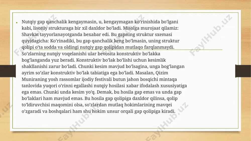 linadi. ular bitta soʻroqqa javob boʻladi. bunday birikmalar tarkibida mustaqil soʻzlar soni uch yoki undan ortiq boʻladi va ular oʻzaro tobelanadi. soʻz birikmalari zanjiri turli gap boʻlaklari boʻlib kelishi mumkin. masalan: darveshalining zindonda yotishi alisherning yuragida dushmanlik olovini toʻldirdi gapida soʻz birikmalari zanjiri ega vazifasida kelgan. soʻz qoʻshilmasida soʻzlar teng va tobe bogʻlanadi. bogʻimizda olma va oʻrik pishdi gapida bogʻimizda pishdi, olma pishdi, oʻrik pishdi – tobelanish; olma va oʻrik – tenglanishusuli bilan bogʻlangan. tenglanishda – ikkita teng huquqli soʻz biri ikkinchisiga boʻysunmay bogʻlanadi. ular quyidagicha hosil boʻladi: ohang yordamida: olma, oʻrik, shaftoli, gilos pishdi. teng bogʻlovchilar yordamida: biriktiruv bogʻlovchilari yordamida – oʻqituvchi va oʻquvchilar keldi. zidlov bogʻlovchilari yordamida – oʻqidi, biroq yozmadi; ayiruv bogʻlovchilari yordamida – kitob yoki daftar, ba’zan qor, ba’zan yomgʻir; inkor bogʻlovchisi yrdamida – na sen, na men; koʻmakchi-bogʻlovchilar bilan – karim bilan salim, olma bilan nok; yuklama-bogʻlovchilar bilan – yer-u osmon, keldi-yu, indamadi. soʻzlarning teng …