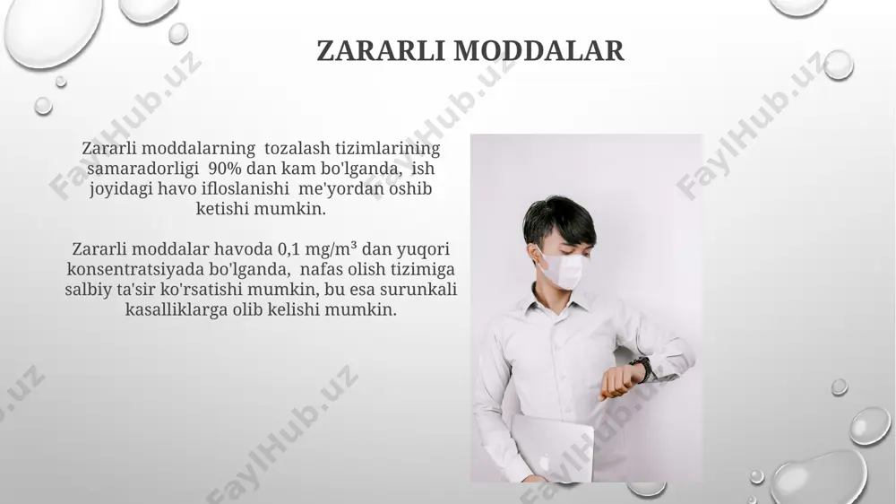 joyidagi havoning kimyoviy omillari ba'zi kimyoviy moddalar, xususan, organik erituvchilar, havo tarkibiga 10 mg/m³ dan yuqori konsentrasiyada kirsa, nafas olish yo'llari kasalliklarini keltirib chiqarishi mumkin. ish joyidagi chang zarralarining o'lchami va konsentrasiyasi, xususan, silikoz hosil qiluvchi changlarning 10 mg/m³ dan yuqori bo'lishi o'pka kasalliklariga olib kelishi mumkin. kartsinogenlar ba'zi kartsinogenlar, masalan, benzol kabi, qon hujayralarining shakllanishiga ta'sir qilib, leykemiya xavfini 10 baravarga oshirishi mumkin. sigareta tutunida 70 dan ortiq tasdiqlangan kartsinogen mavjud bo'lib, ular o'pka saratoni va boshqa turli xil saraton kasalliklarini keltirib chiqarishi mumkin. chang va aerozollar aerozollarning tarkibi va o'lchami ularning toksikligi va inson organizmiga ta'sirini aniqlaydi, masalan, 5 mikrometrdan kichik zarrachalar o'pkaga chuqurroq kirib, zarar yetkazadi. changlar va aerozollarning havoda 0,1-5 mikrometr o'lchamdagi zarrachalar sifatida mavjudligi nafas olish yo'llari kasalliklariga olib kelishi mumkin, chunki ular o'pkaga osonlikcha kiradi. e'tiboringiz uchun rahmat @taqdimot_robot image3.png image4.jpg image5.jpg image6.jpg image7.jpg image8.jpg image9.jpg image10.jpg image11.jpg image12.jpg image13.jpg image14.jpg image15.jpg image16.jpg image17.jpg …