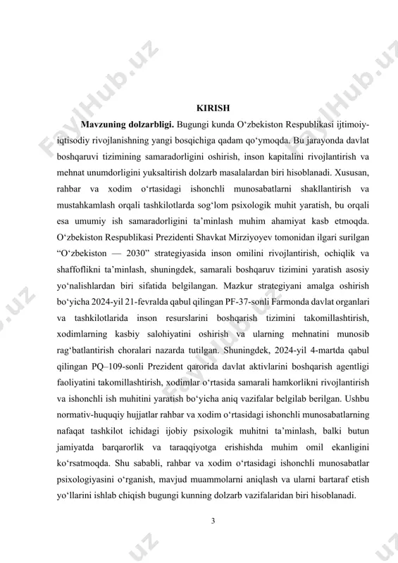 uritayotgan rahbarlar hamda xodimlar o‘rtasidagi amaliy psixologik munosabatlar. kurs ishining tuzilishi. kirish, 2 ta bob, umumiy xulosa va foydalanilgan adabiyotlar ro‘yxatidan iborat. i-bob. rahbar va xodim o‘rtasidagi ishonchli munosabatlarning psixologik asoslari 1.1. ishonchli munosabatlarning mohiyati va ahamiyati rahbar va xodim oʻrtasidagi munosabatlar tashkilot faoliyatining muvaffaqiyati uchun eng muhim omillardan biridir. ayniqsa, ishonchli munosabatlarning mavjudligi tashkilotda ijtimoiy va psixologik muhitni barqarorlashtirishda katta rol oʻynaydi. ishonch bu faqat biror kishiga ishonish emas, balki uning qobiliyatiga, niyatiga va mas’uliyatiga tayangan holda birgalikda faoliyat olib borish qobiliyatidir. ishonchli munosabatlar rahbar va xodim o‘rtasida o‘zaro hurmat, ochiqlik, halollik va doimiy muloqot orqali shakllanadi. bu munosabatlar asosida tashkilotda stress kamayadi, xodimlarning ishga bo‘lgan ishtiyoqi ortadi va ish unumdorligi sezilarli darajada oshadi. rahbar o‘z xodimlariga ishonishi, ularni erkin fikr bildirishga, yangi g‘oyalarni ilgari surishga rag‘batlantirishi kerak. shuningdek, xodimlar ham rahbarga ishonib, uning qarorlarini qabul qilishlari, muammolarni ochiqchasiga muhokama qilishlari lozim. bunday holatda tashkilot ichida har qanday muammo …