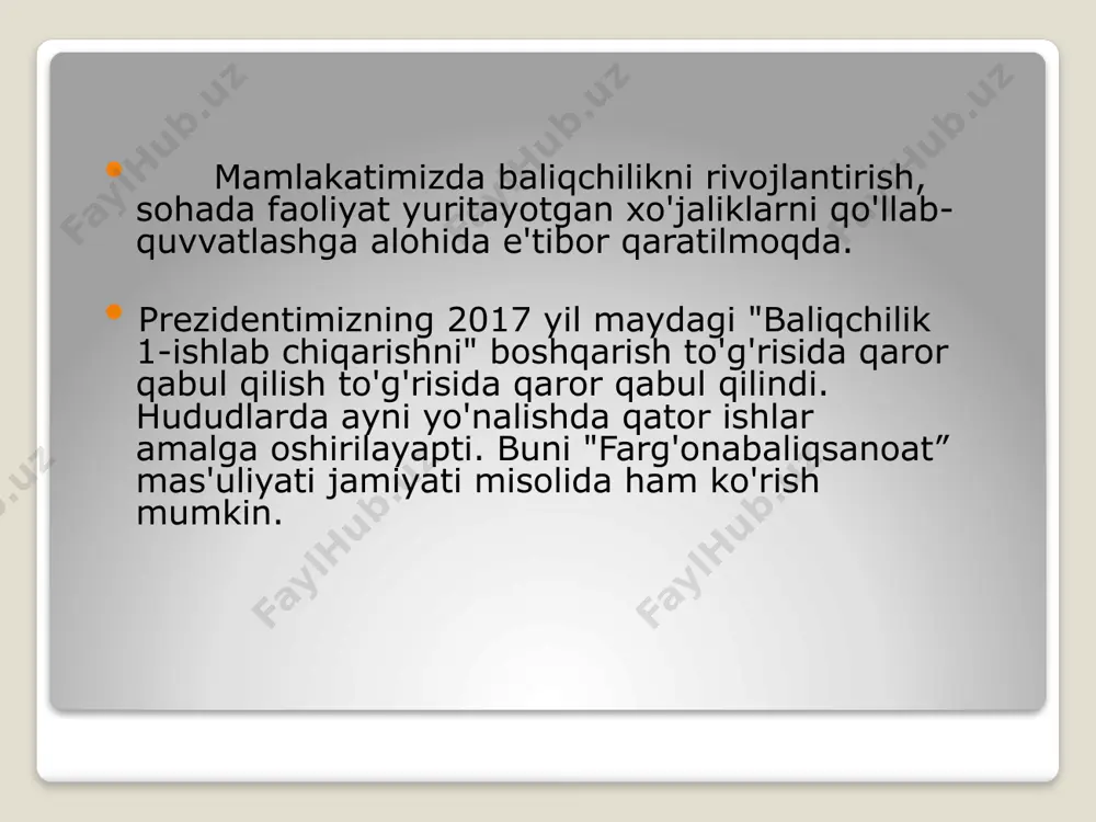 olchalar hamda quruqliklar mavjud. so‘nggi yillarda o‘zbekistonga xorijiy mamlakatlardan 4 xil yangi baliq turi - osyotr, afrika laqqasi, losos, telyapa olib kirildi. bugunga kelib ular o‘zbekiston iqlimiga moslashtirildi va juda yaxshi natijalar bermoqda jizzax viloyatida tashkil etilgan baliqchilik klasterining aholi xonadonlari bilan kooperatsiya asosida ishlash tajribasi har bir viloyatda joriy etiladi. bunda, baliqchilik xo‘jaliklari xonadon egalarini baliq yetishtirish bo‘yicha o‘qitishni tashkil etadi, ularga baliq yetishtirish uchun zarur bo‘lgan asbob-uskunalar, baliq chavoqlari, omuxta yem, mineral o‘g‘itlarni yetkazib beradi hamda ular tomonidan yetishtirilgan baliqni kelishilgan narxlarda sotib oladi, xonadon egalari o‘z xonadonlarida intensiv usulda yetishtirilgan baliqlarni kelishilgan narxlarda ularga sotadi. 2022 yil 1 fevraldan fuqarolar o‘zini o‘zi band qilgan shaxs sifatida o‘z xonadonida baliq yetishtirishni yo‘lga qo‘yishi mumkin. 2022 yil 1 fevraldan 2025 yil 1 yanvargacha baliqchilikni intensivlashtirish uchun zarur bo‘lgan asbob-uskunalar va texnologiyalar (aerator, basseyn, avtokormushka, uzv) hamda qayta ishlash uskunalarini ishlab chiqarishni yo‘lga qo‘ygan, biroq daromadining 80 foizidan ortig‘ini ushbu …