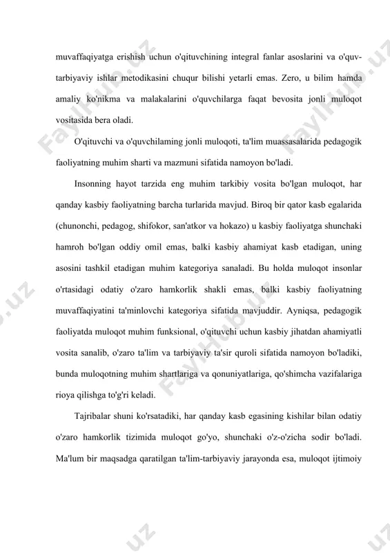 ni tashkil etadigan muhim kategoriya sanaladi. bu holda muloqot insonlar o'rtasidagi odatiy o'zaro hamkorlik shakli emas, balki kasbiy faoliyatning muvaffaqiyatini ta'minlovchi kategoriya sifatida mavjuddir. ayniqsa, pedagogik faoliyatda muloqot muhim funksional, o'qituvchi uchun kasbiy jihatdan ahamiyatli vosita sanalib, o'zaro ta'lim va tarbiyaviy ta'sir quroli sifatida namoyon bo'ladiki, bunda muloqotning muhim shartlariga va qonuniyatlariga, qo'shimcha vazifalariga rioya qilishga to'g'ri keladi. tajribalar shuni ko'rsatadiki, har qanday kasb egasining kishilar bilan odatiy o'zaro hamkorlik tizimida muloqot go'yo, shunchaki o'z-o'zicha sodir bo'ladi. ma'lum bir maqsadga qaratilgan ta'lim-tarbiyaviy jarayonda esa, muloqot ijtimoiy vazifaga aylanadi, natijada o'qituvchi pedagogik muloqot qonuniyatlarim" puxta bilishi, kommunikativ qobiliyat va kommunikativ madaniyatga ega bo'lishi talab qilinadi. odatiy va kasbiy kommunikativ vaziyatni qiyoslab ko'rramiz. aytaylik, do'stingizga nimanidir gapirib berayapsiz. masalan, biror ko'rgan filmingiz to'g'risida, uning mazmun va g'oyasini bemalol so'zlayapsiz. bu holda muloqotning turmushda ro'y beradigan odatiy kommunikativ shaklidagi shaxsga yo'naltirilgan tizimi bilan ish ko'rgan bo'lasiz. tasavvur qiling, sizga shu vazifani auditoriyada, minbarda …