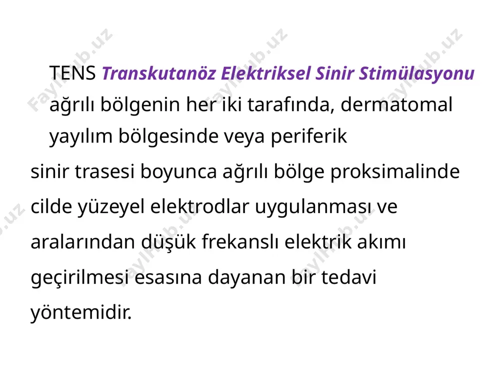eder. medulla spinalis substantia gelatinosadaki hücreler nosiseptif ve duysal sinyallerle stimüle edilir. 8 kapı kontrol sisteminin, spinal kord dorsal boynuzda yer alan “substansia gelotinosa”da (sg) bulunan inhibitör internöron aktivitesinden sorumlu olduğu düşünülmektedir. elektrik akımının verdiği uyarı ile cilt üzerindeki kalın çaplı mekanoreseptörler uyarılır. düşük uyarı eşiğine sahip a beta lifleri arka boynuzda sg’daki inhibitör internöronları aktive eder. a delta ve c liflerine kollateral vermeden ve sinaps yapmadan spinal kordun posterior kolonunu geçer. burada a beta liflerinin pre-sinaptik inhibisyon ile a delta ve c liflerinin eksitabilitesini inhibe ettiği kısaca ağrılı uyaran geçişine kapıyı kapattığı ve segmental inhibisyon sağladıkları bildirilmektedir. i̇nhibitör internöronların aktive olması ile kapının kapanması şeklinde adlandırılan bu olay tahminen spinal kord dorsal boynuzunda yer alan ve ağrının geçişinden sorumlu “t hücreleri”nin inhibisyonu ile olur. böylece ağrı duyusuna ait veriler ağrı duyusunun geçişinden sorumlu hücrelerin inhibe edilmesi ile bilinç seviyesine ulaşamazlar. 2. endojen opioid salınımı: supraspinal seviyede gerçekleşir. i̇nen endojen …